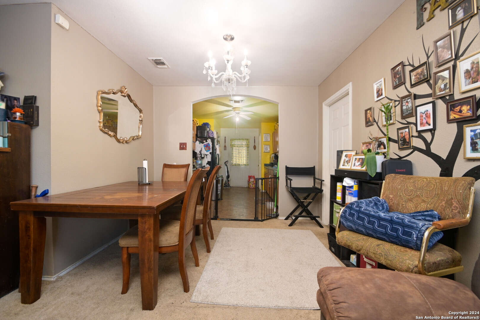 property viewer photo 3