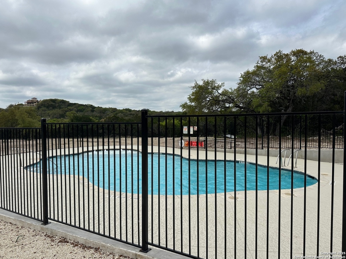main property photo 39
