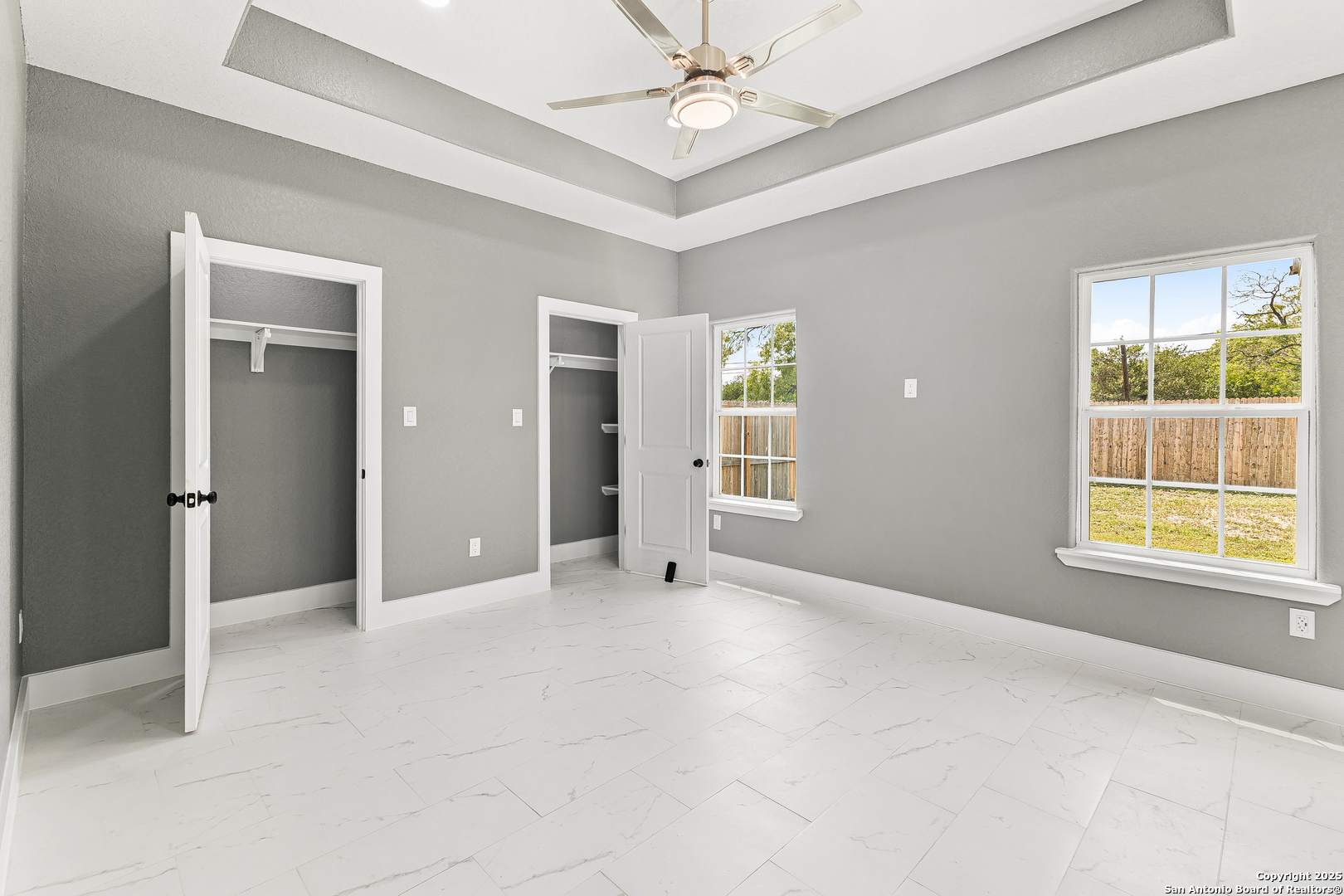 property viewer photo 26