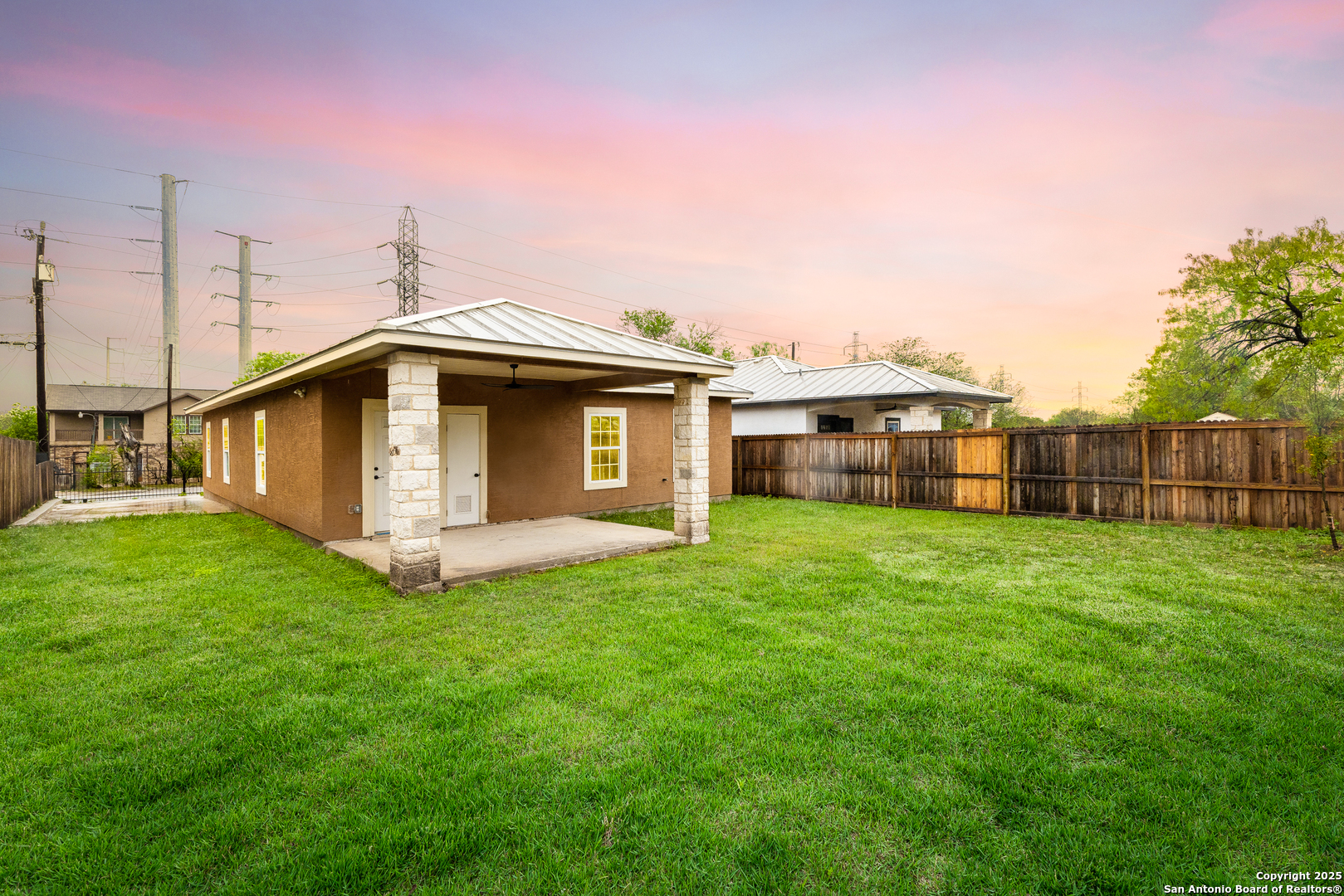 property viewer photo 34