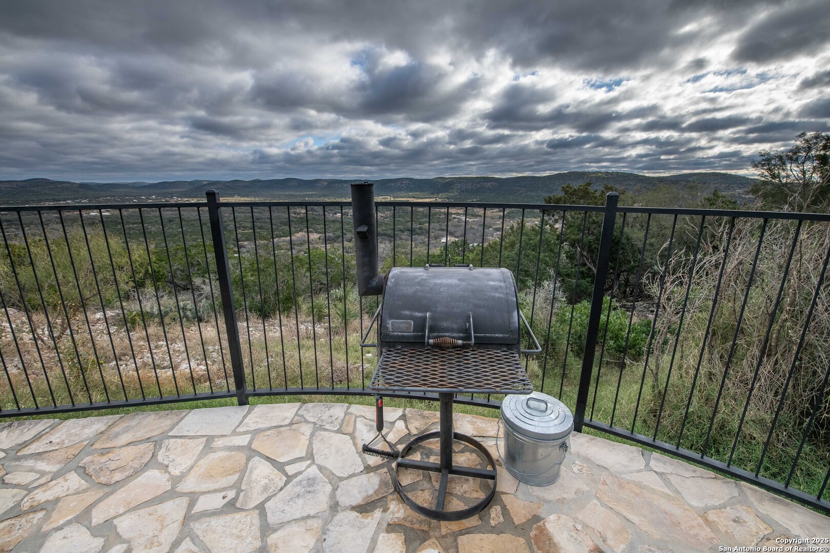main property photo 20