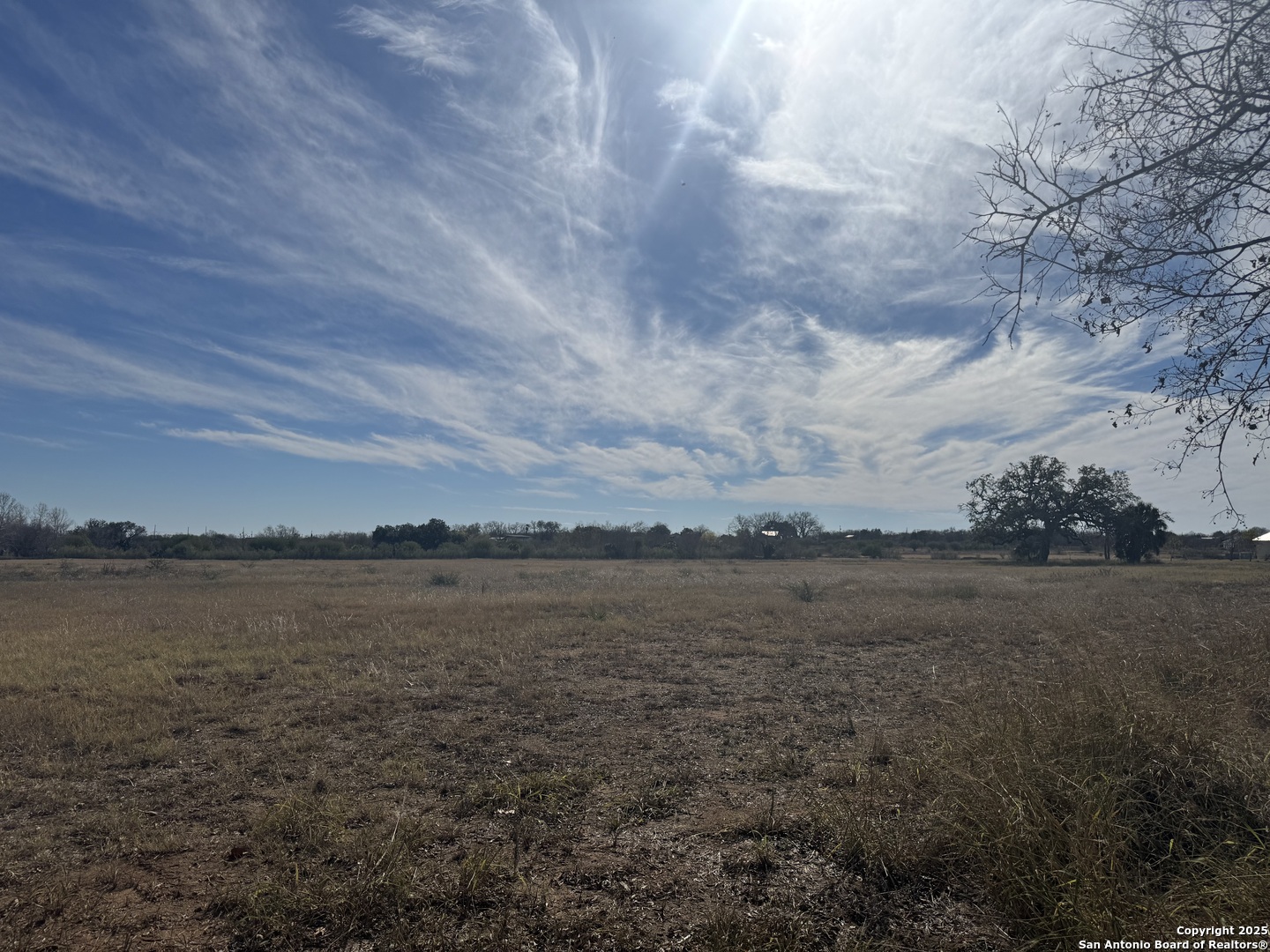 main property photo 6