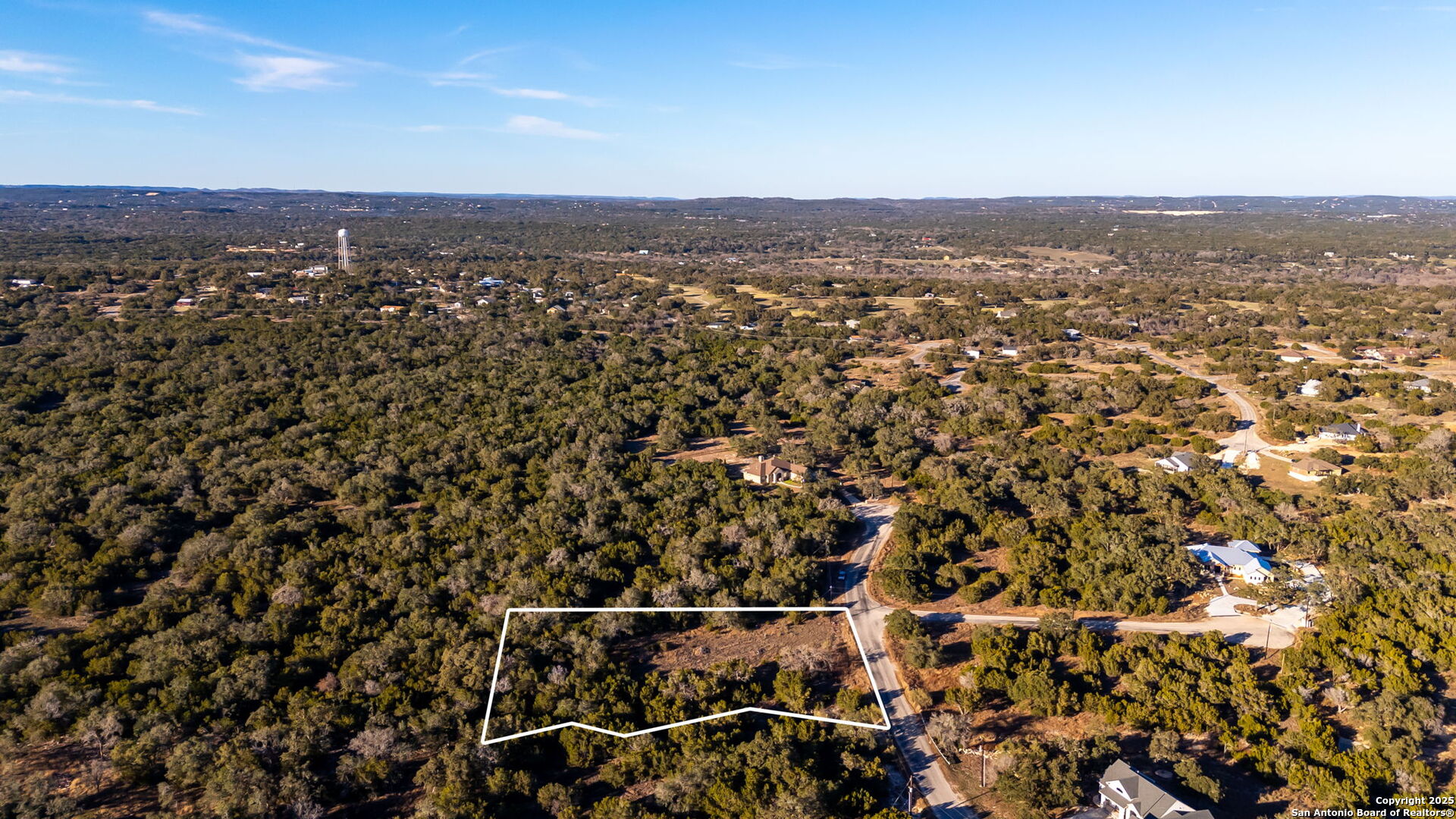 main property photo 13