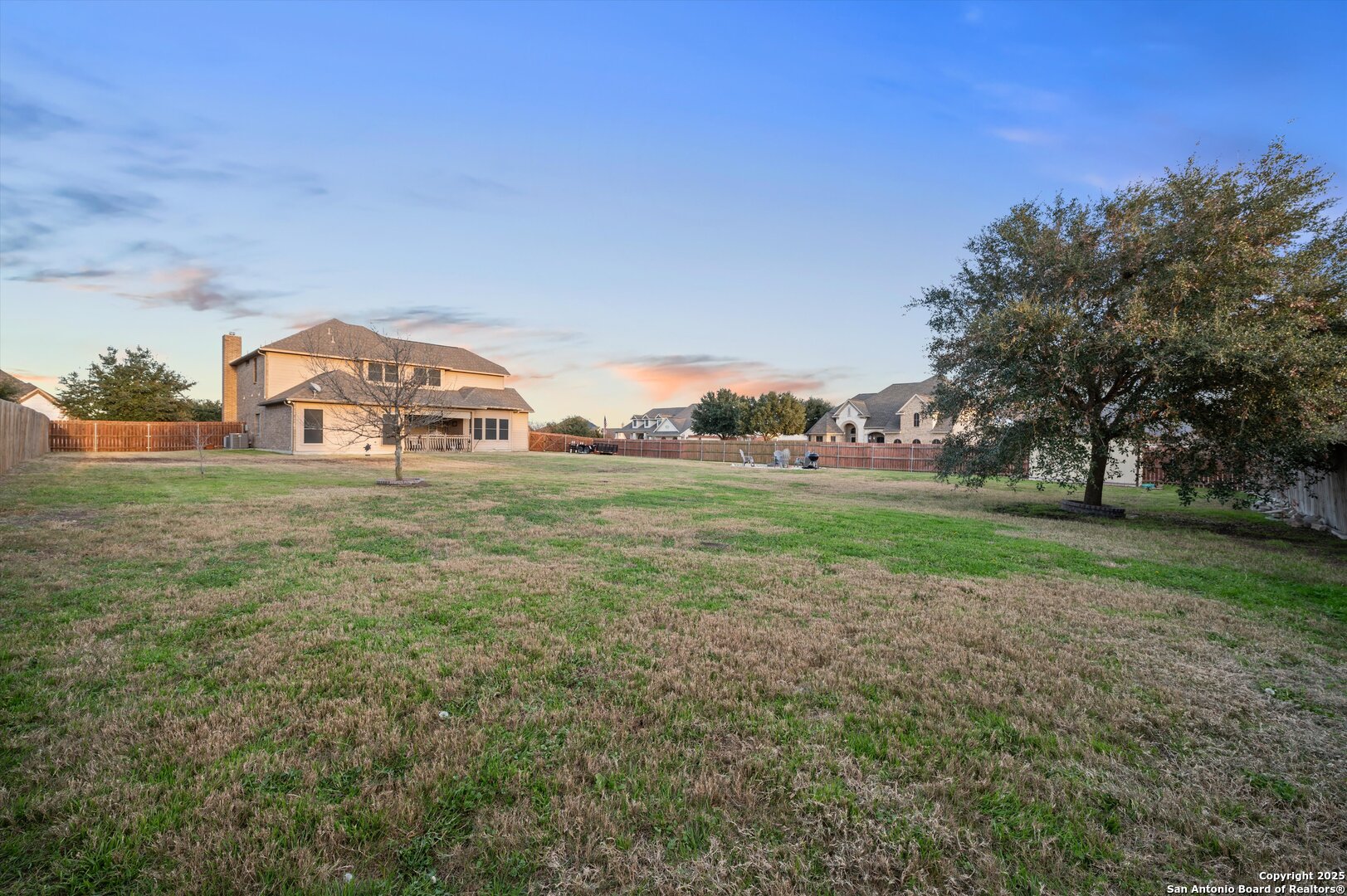 main property photo 34