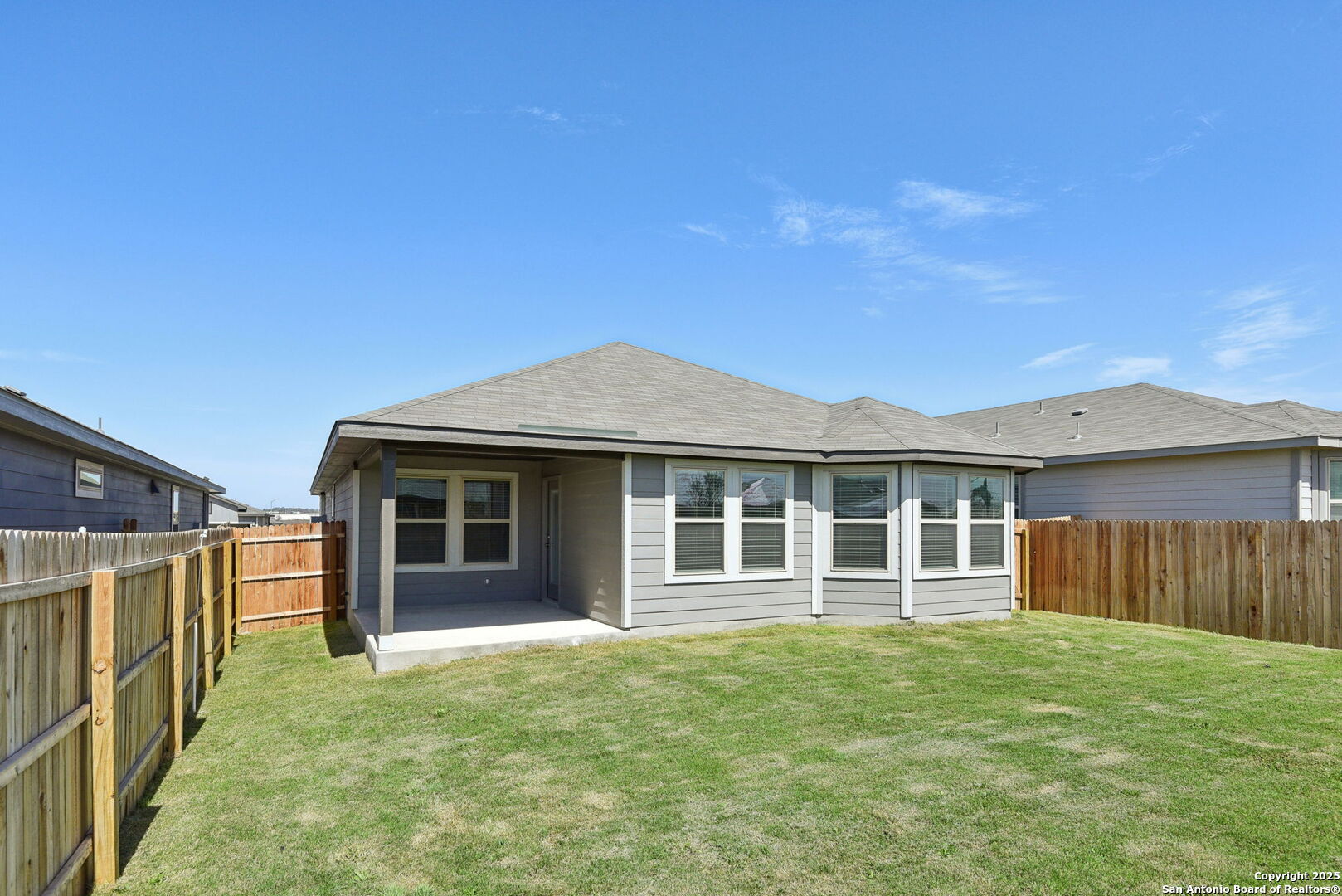 property viewer photo 37