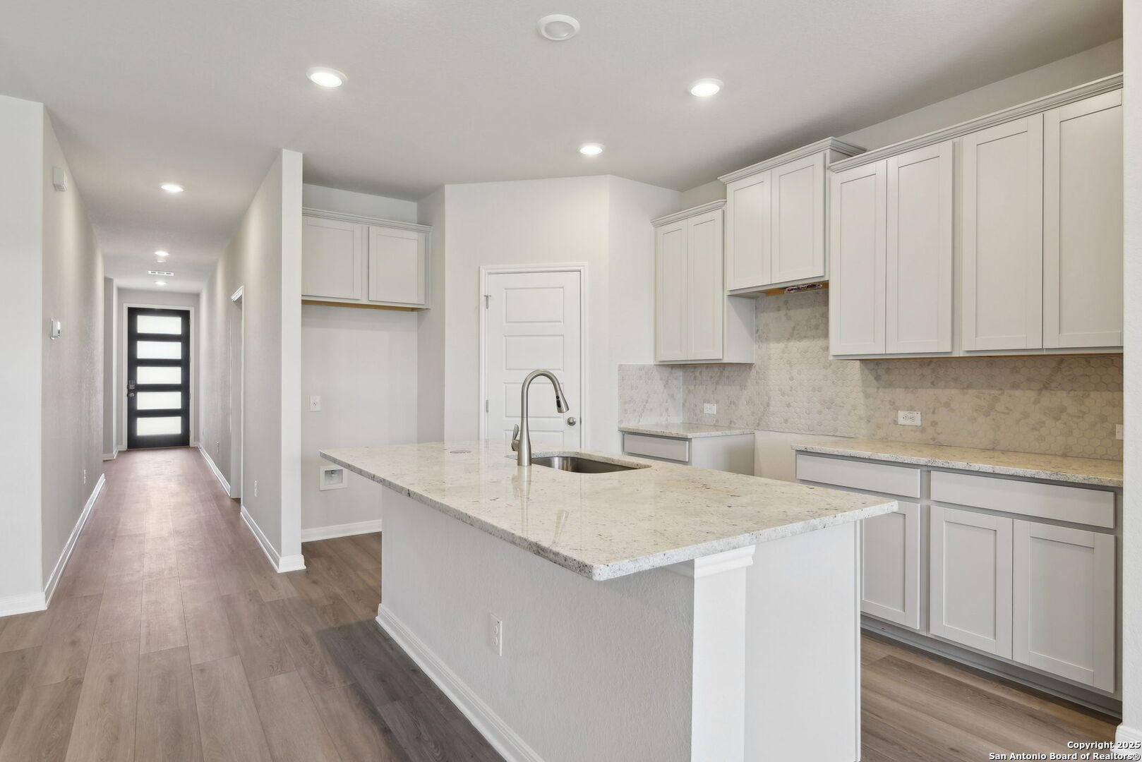property viewer photo 5