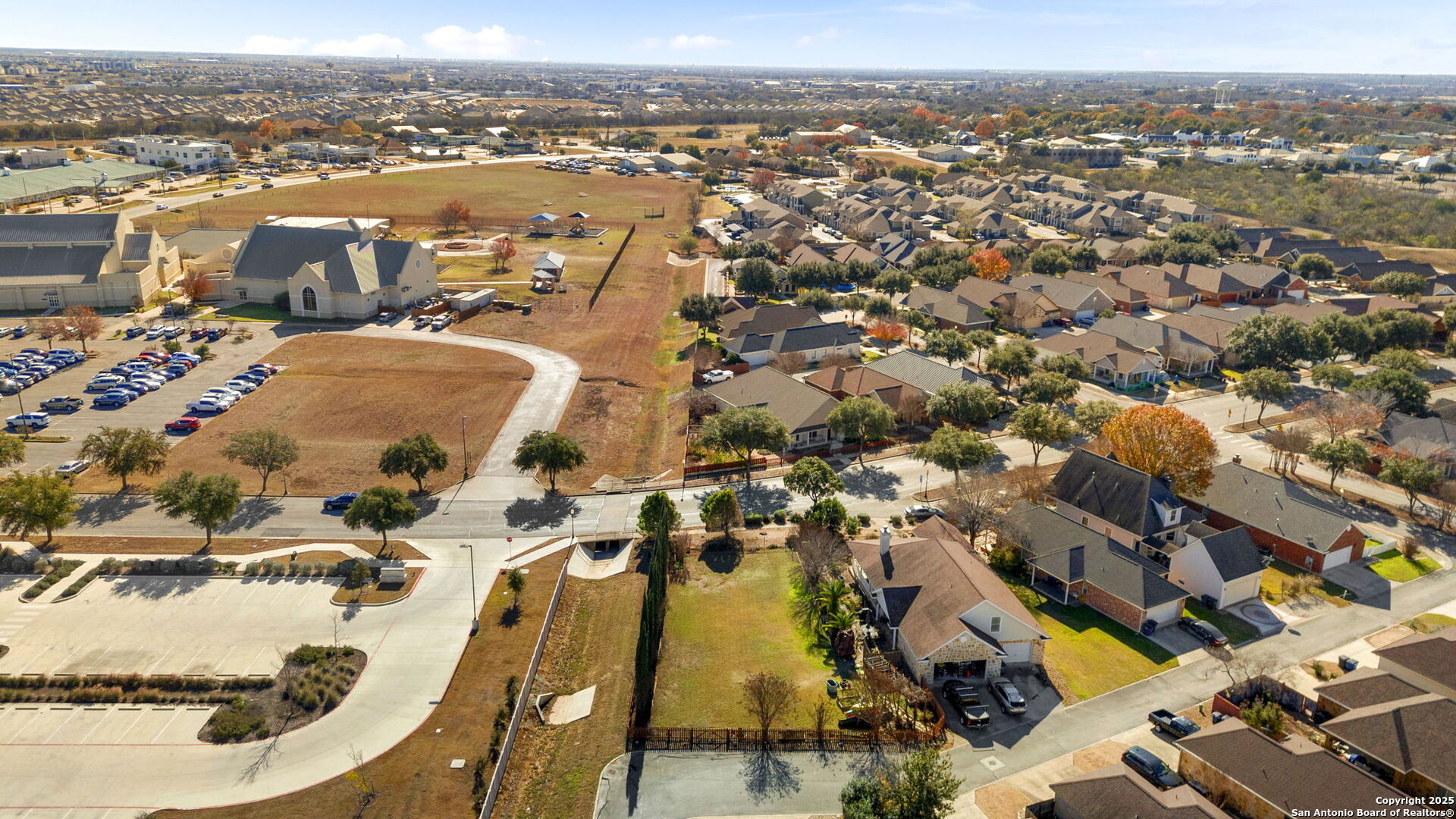 main property photo 8