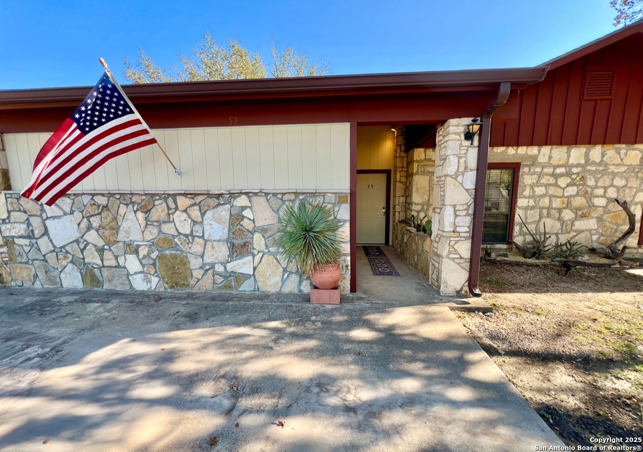 property viewer photo 2