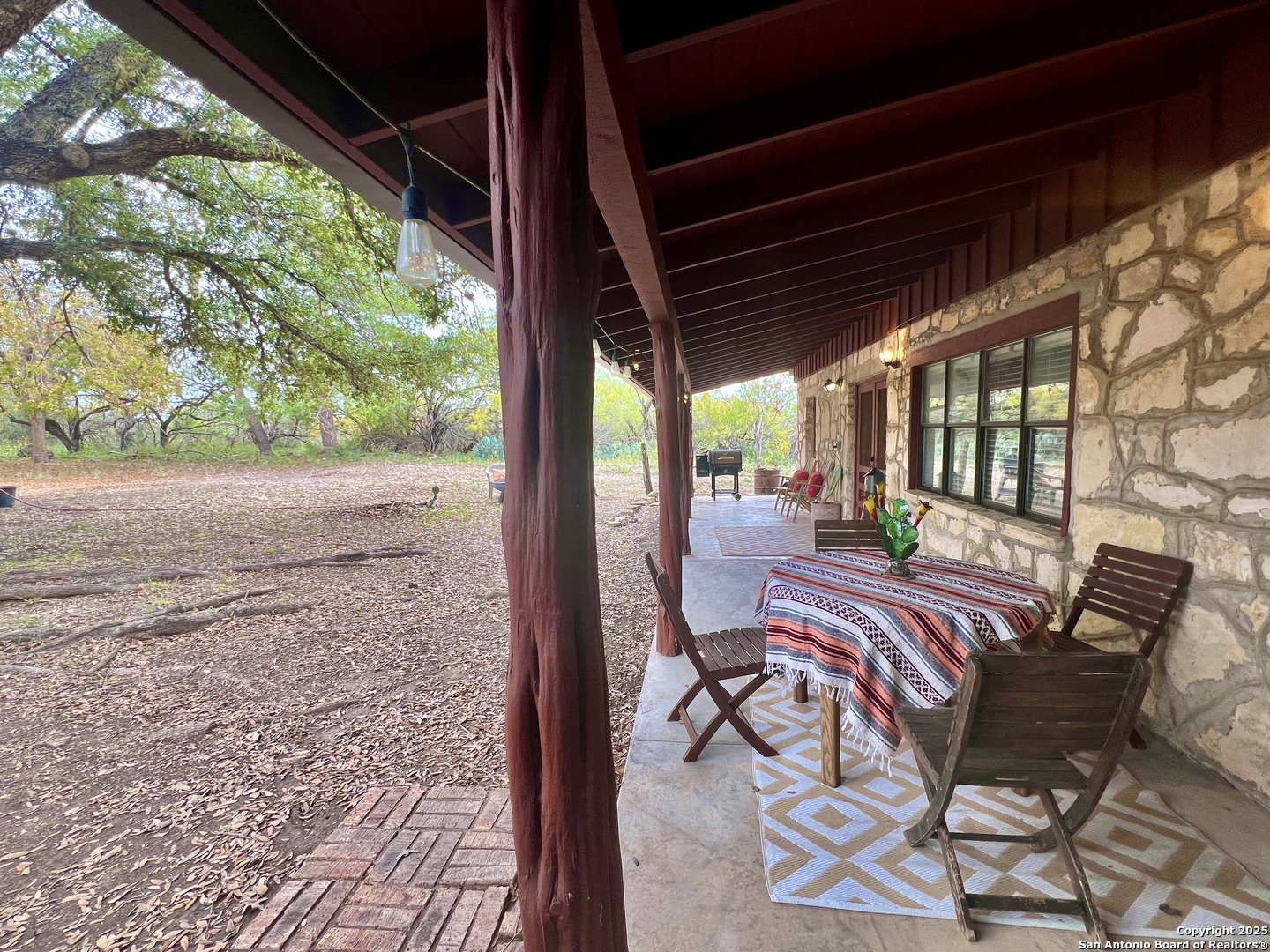 property viewer photo 30