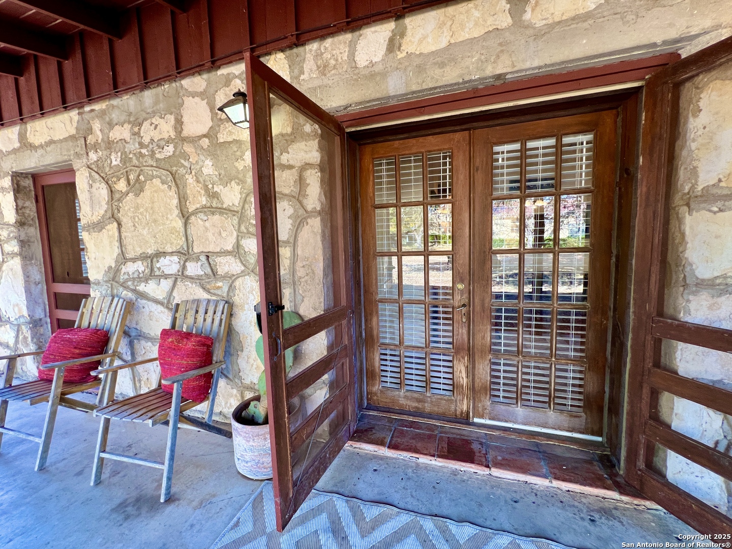 property viewer photo 31