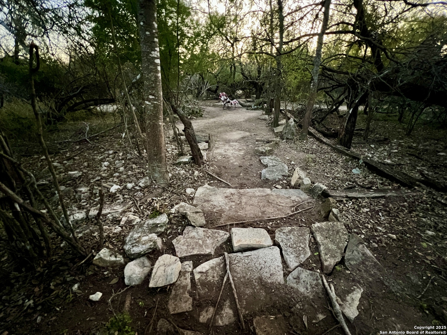 property viewer photo 37