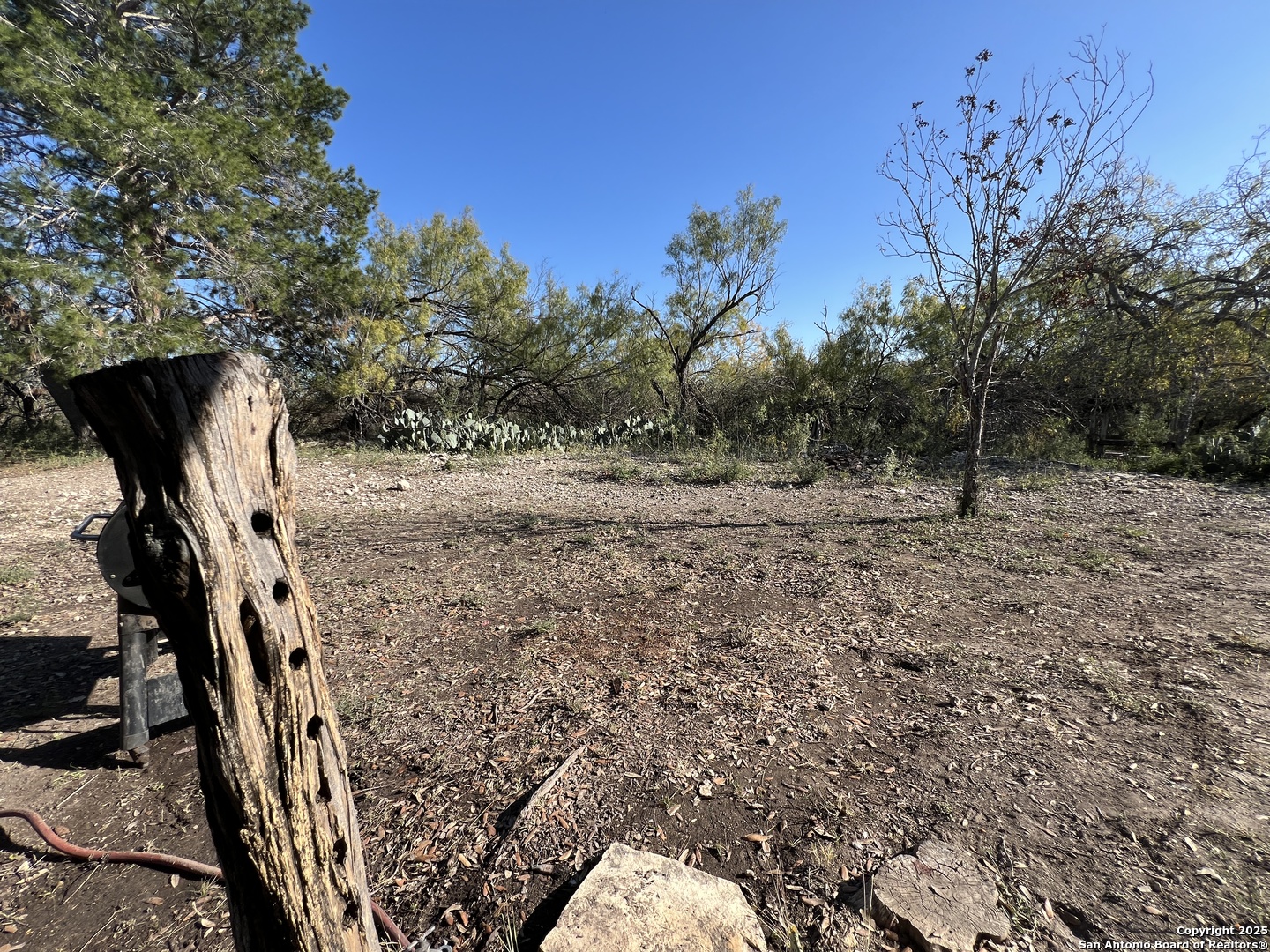 property viewer photo 50
