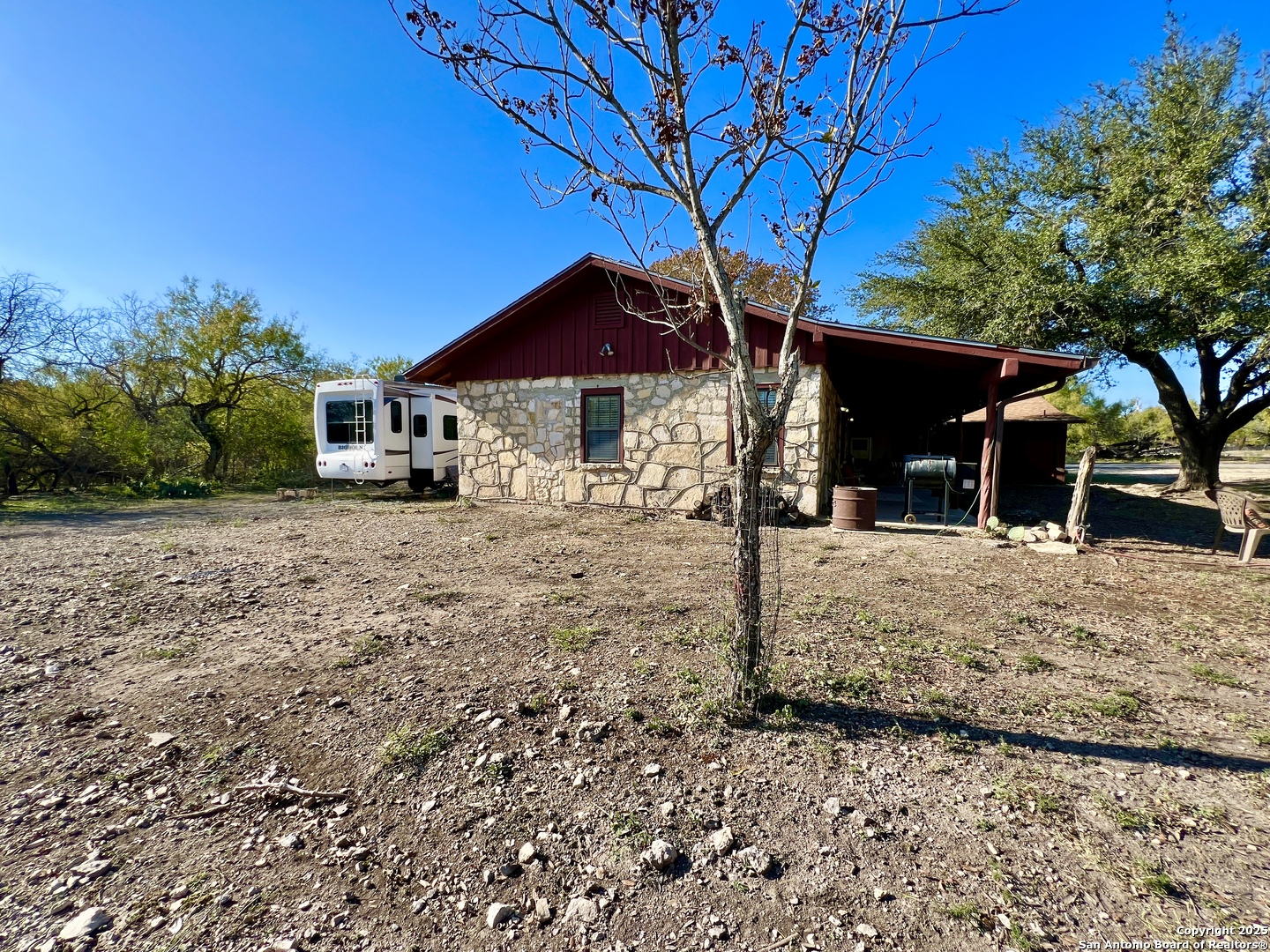 property viewer photo 51