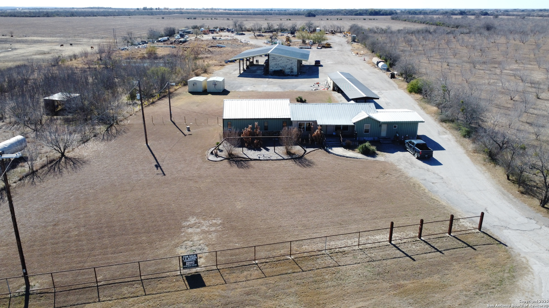 main property photo 4