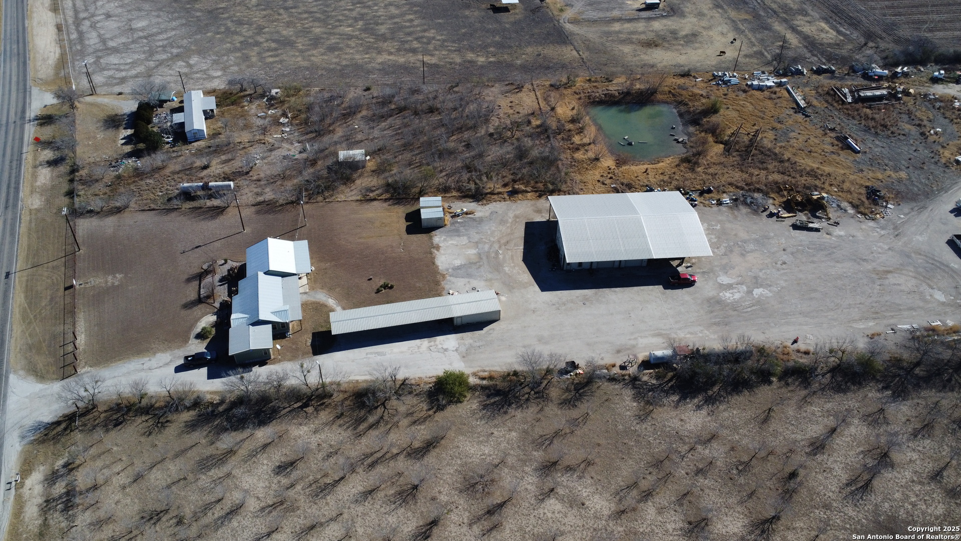 main property photo 5