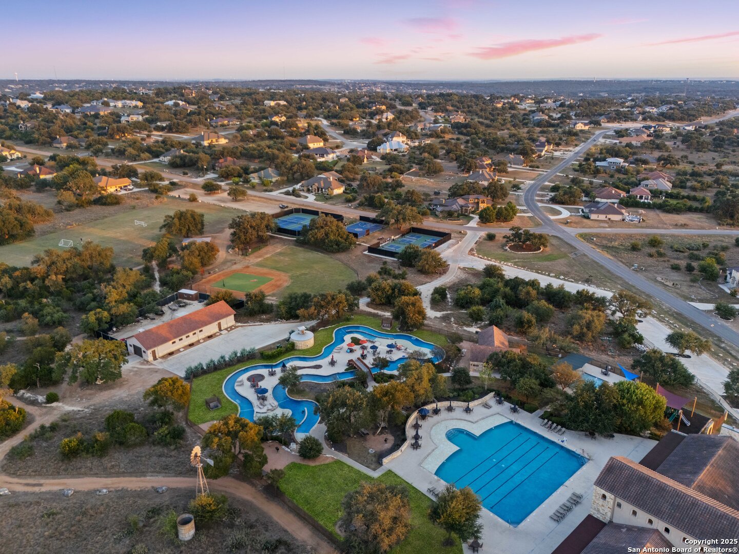 main property photo 12