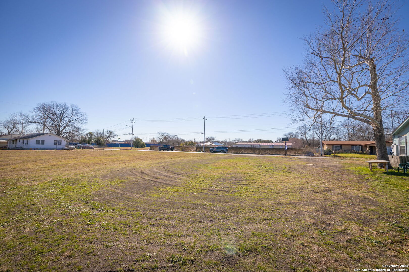 main property photo 8