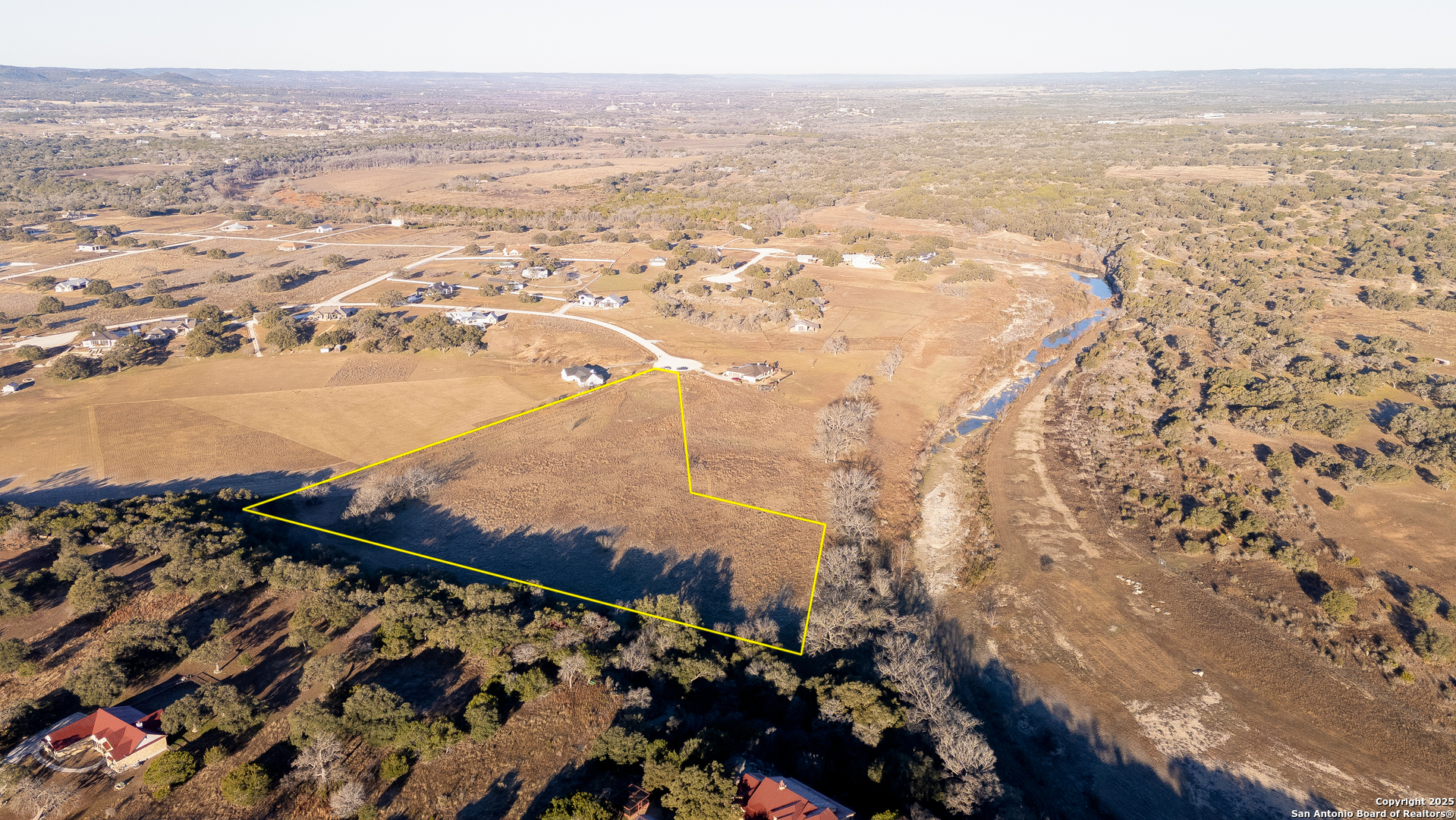 main property photo 11