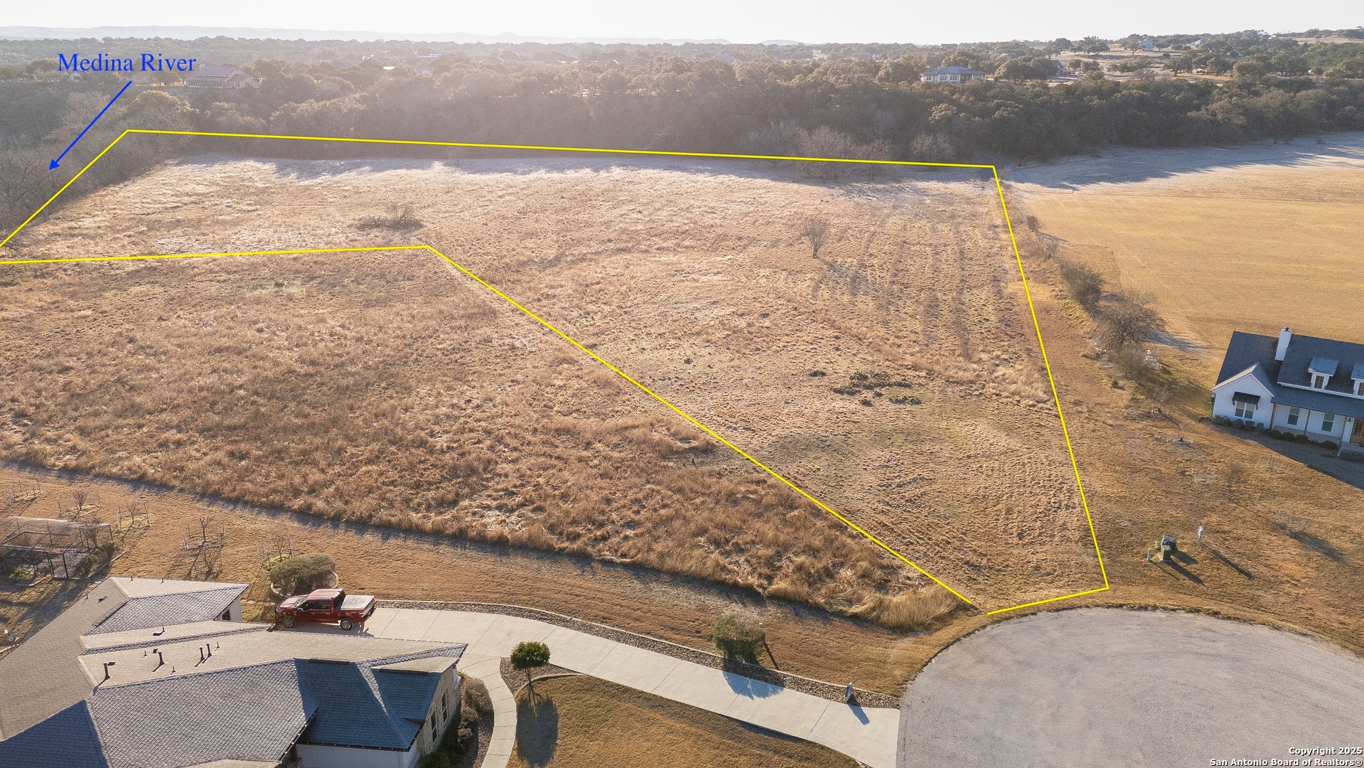 main property photo 3