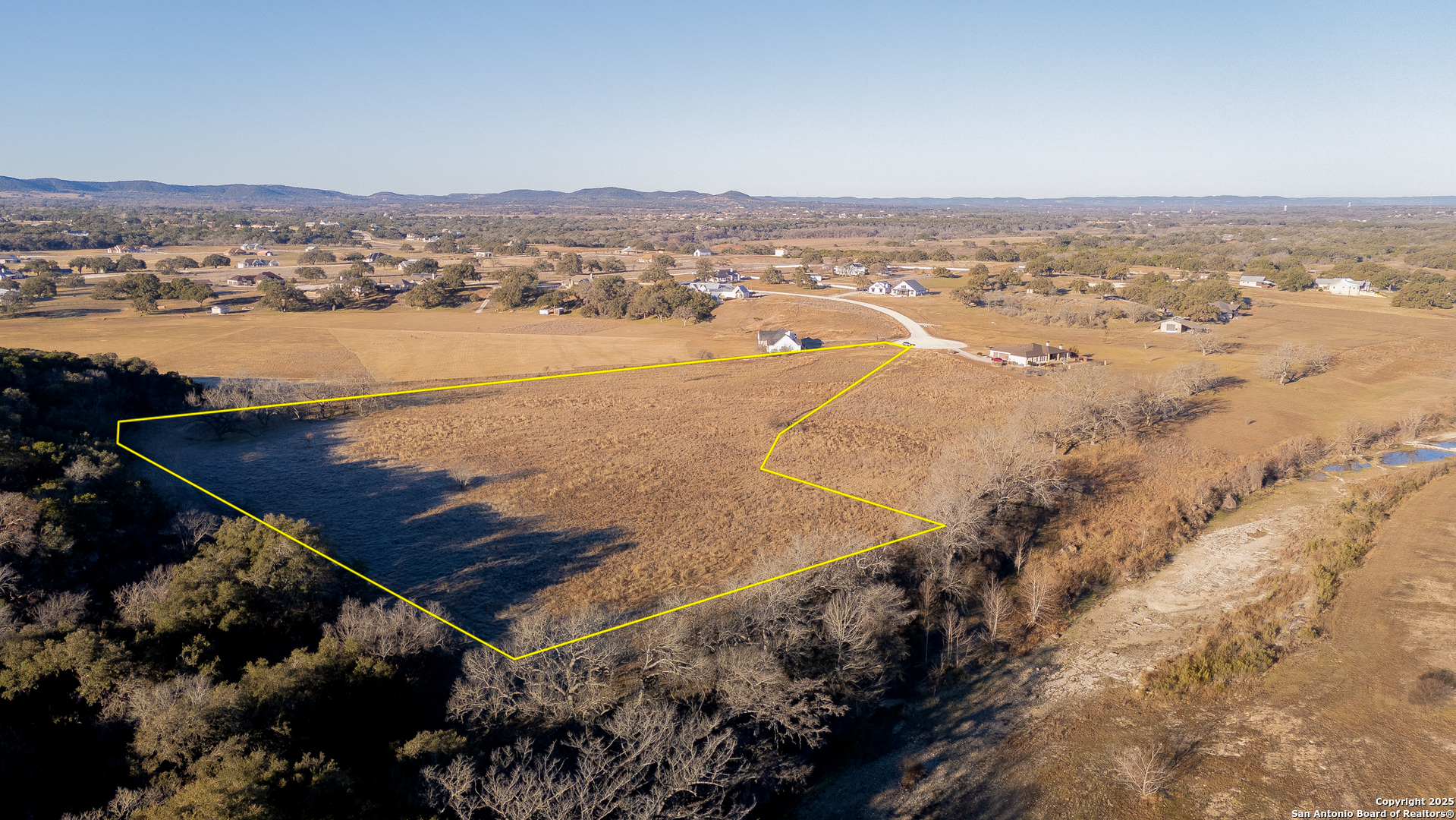 main property photo 4