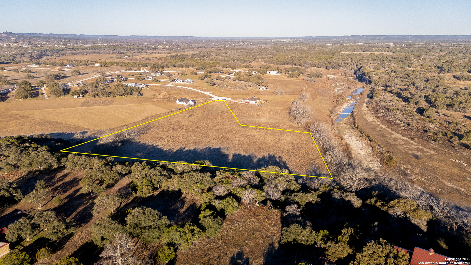 main property photo 9