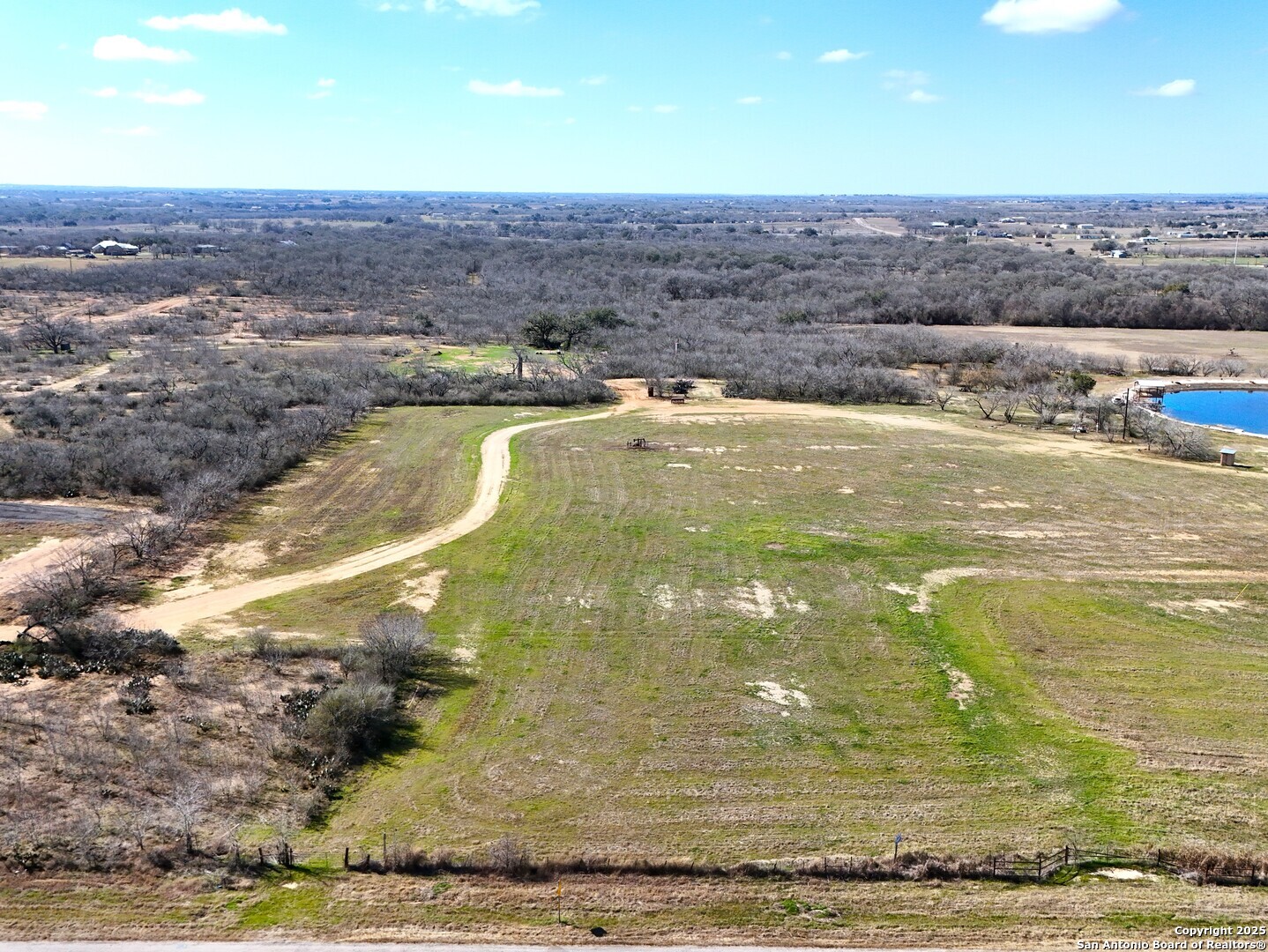 main property photo 6