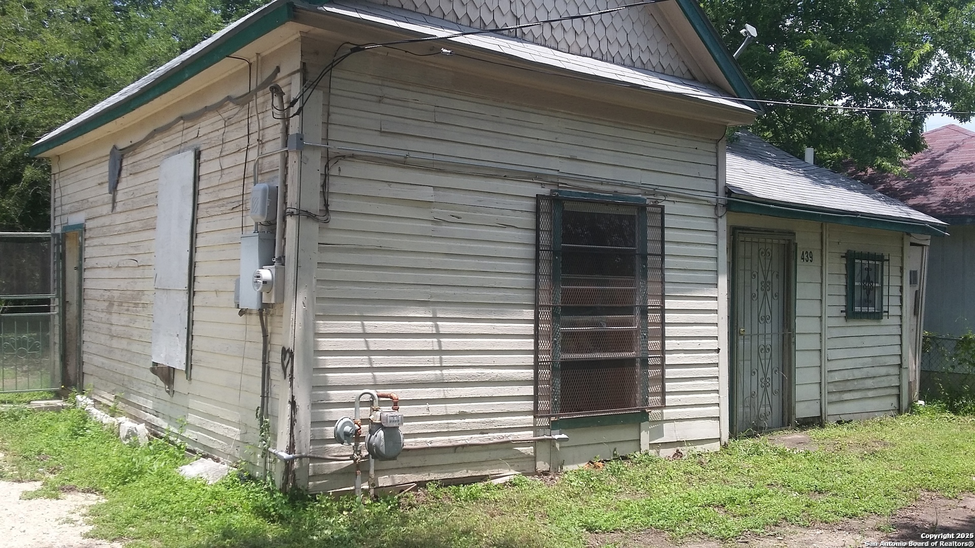 main property photo 1