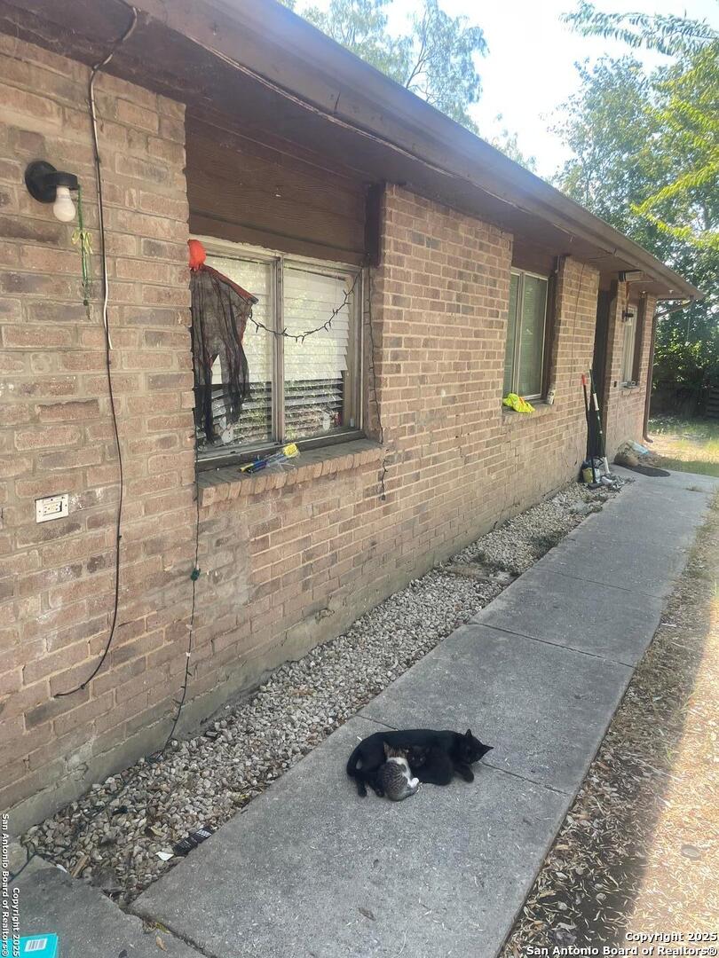 property viewer photo 1