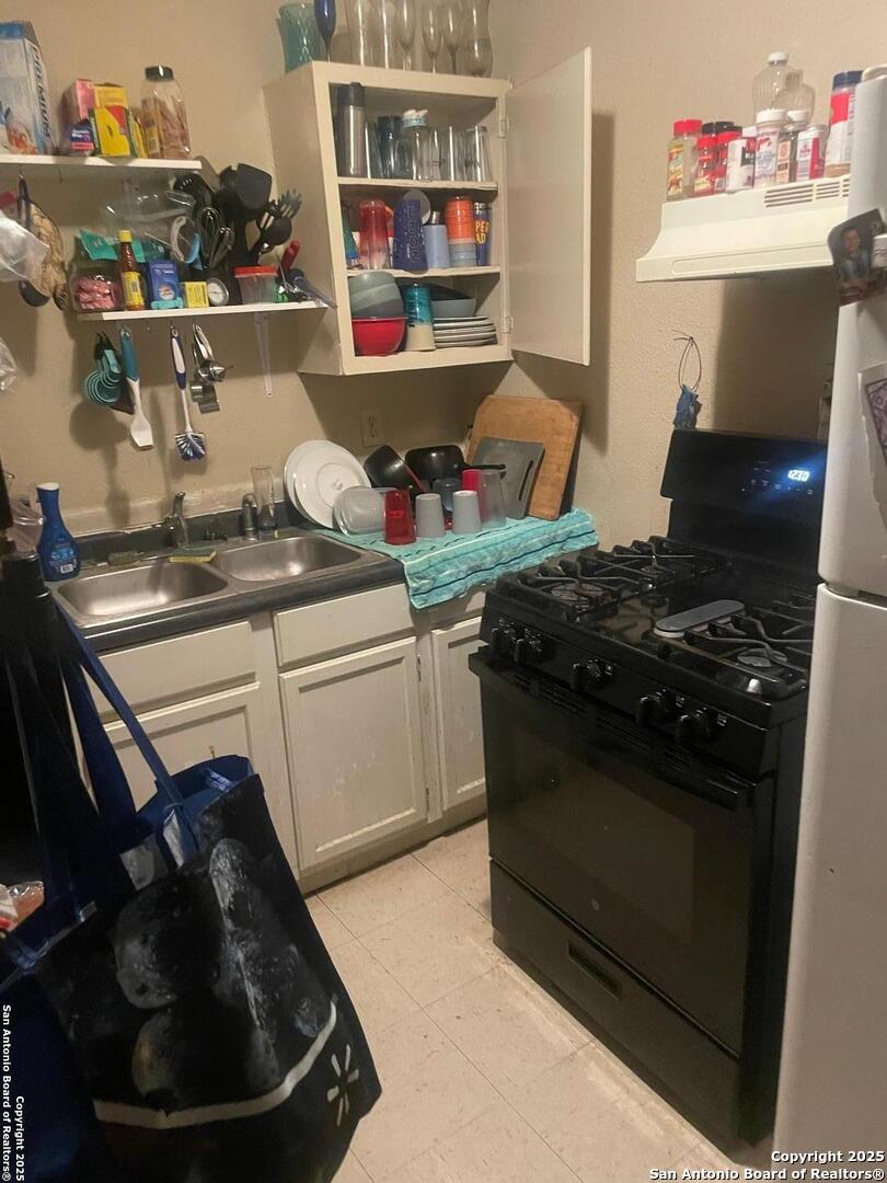 property viewer photo 15