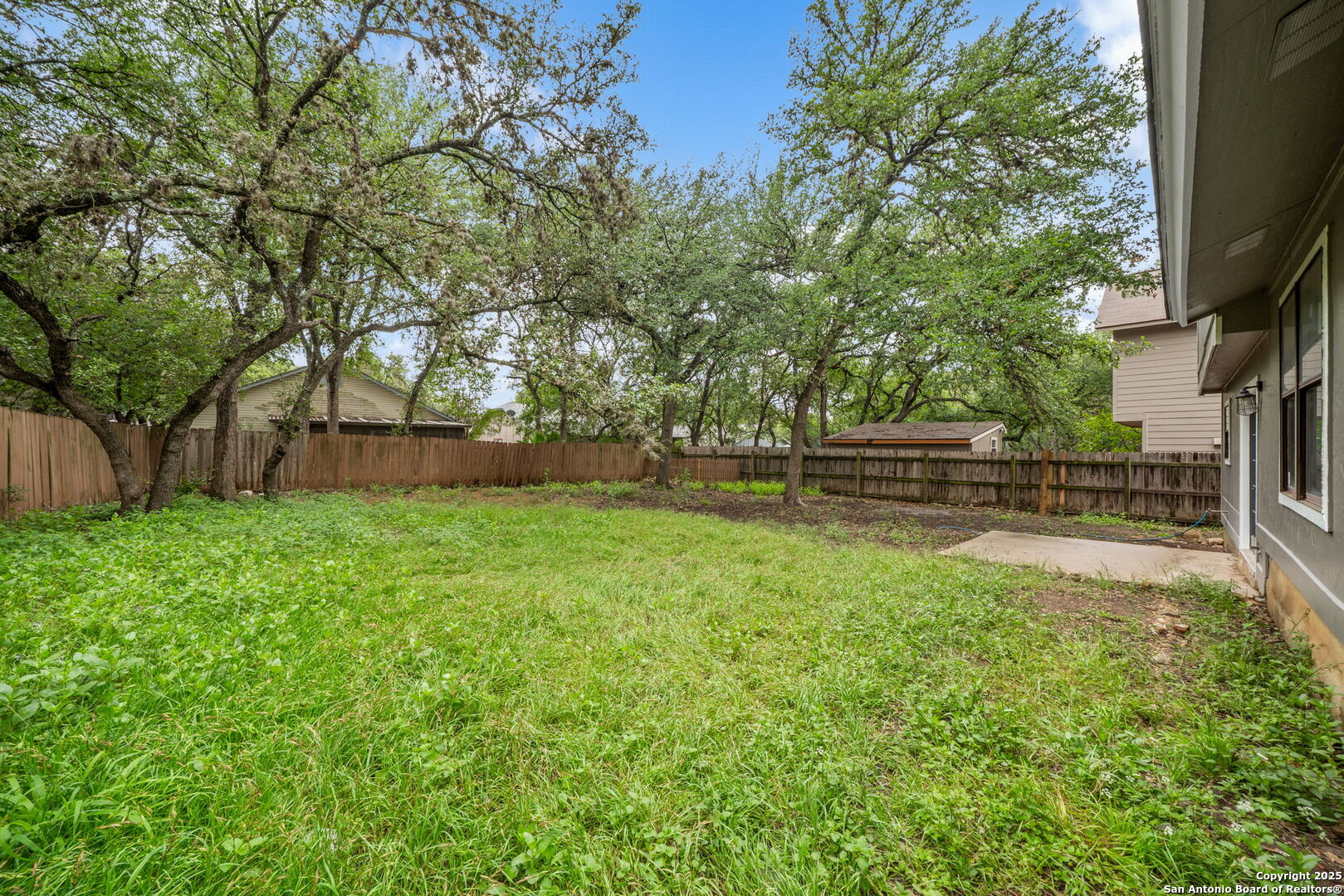 property viewer photo 20