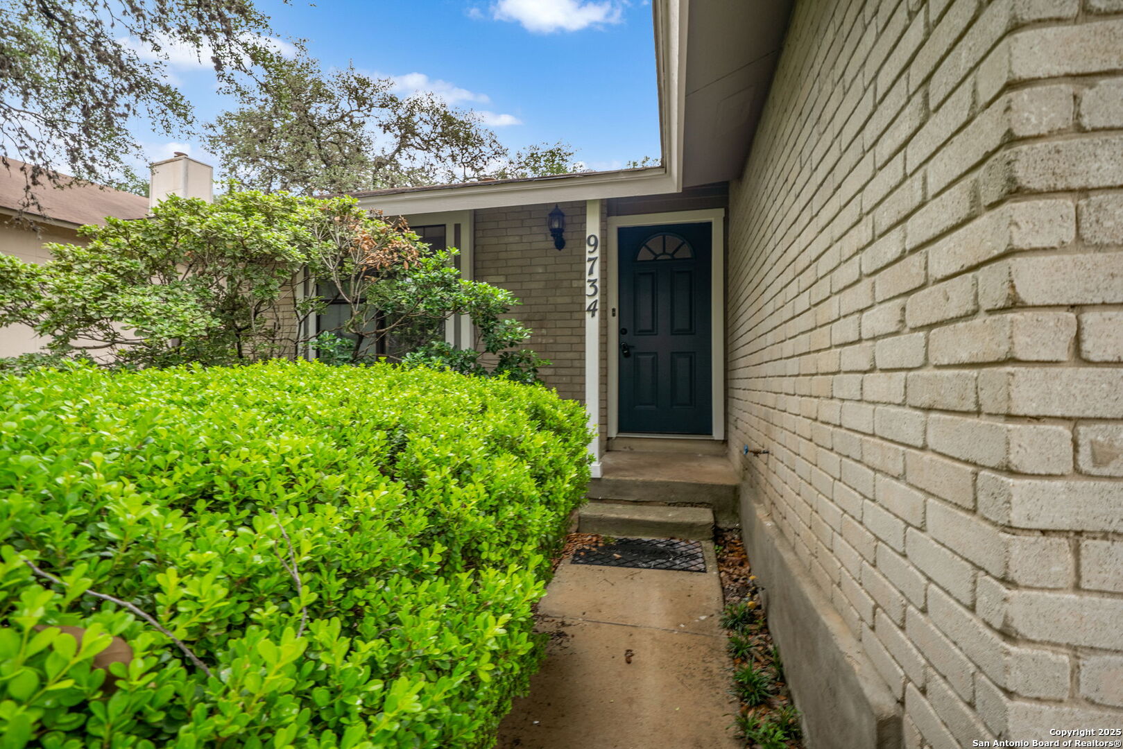 property viewer photo 3