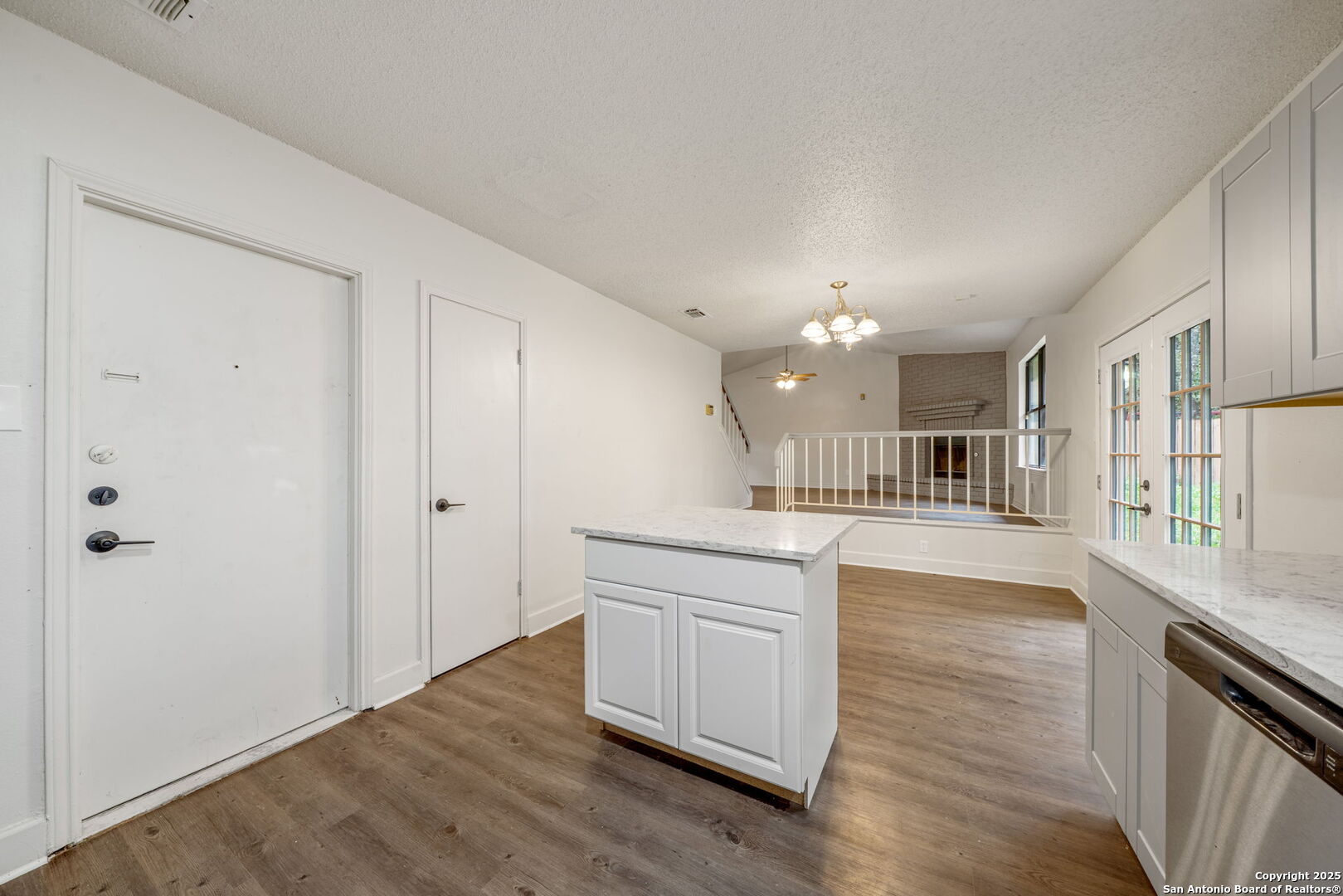 property viewer photo 8