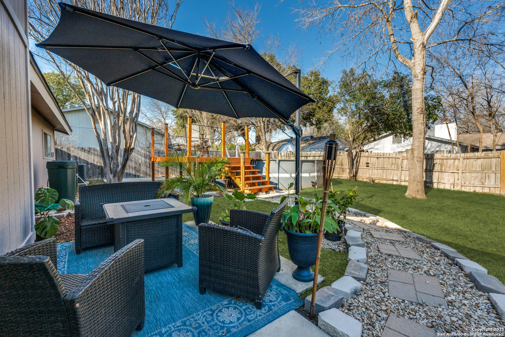 main property photo 19