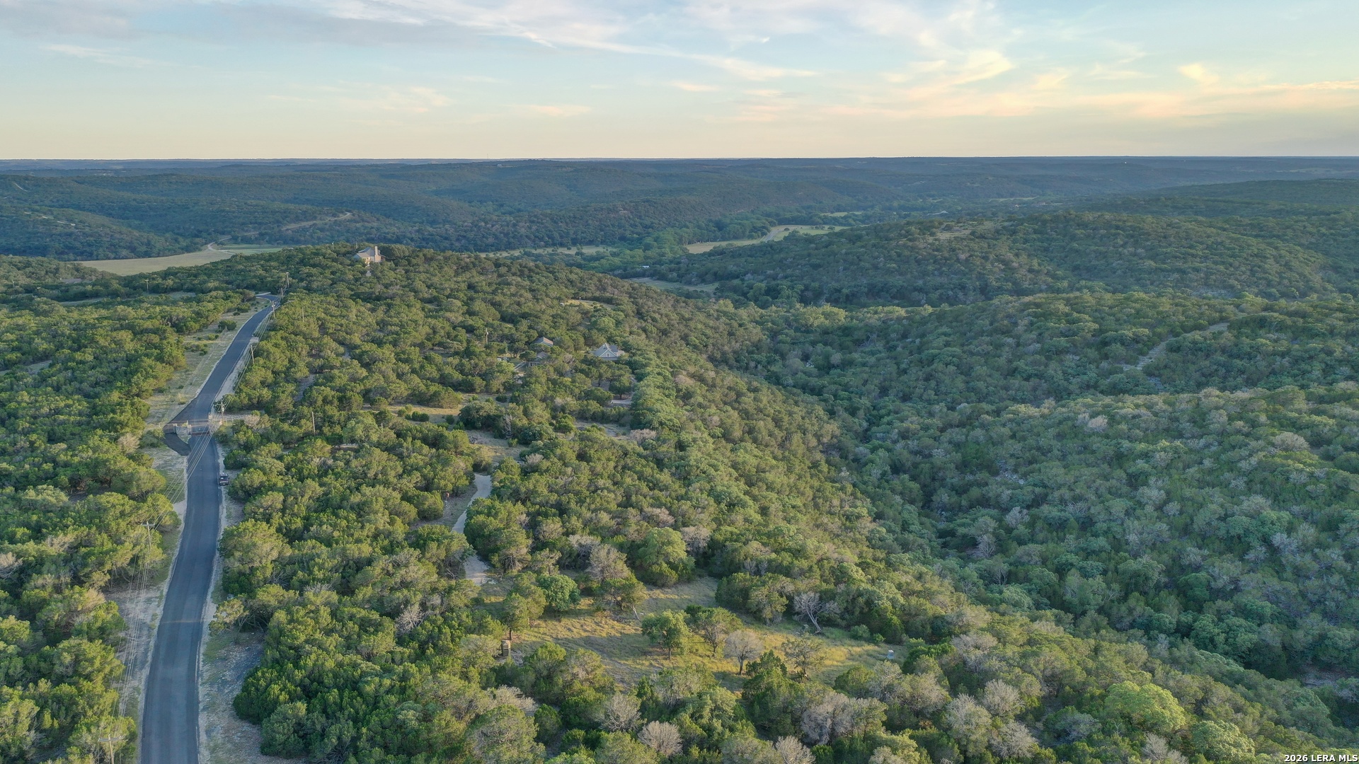 main property photo 11