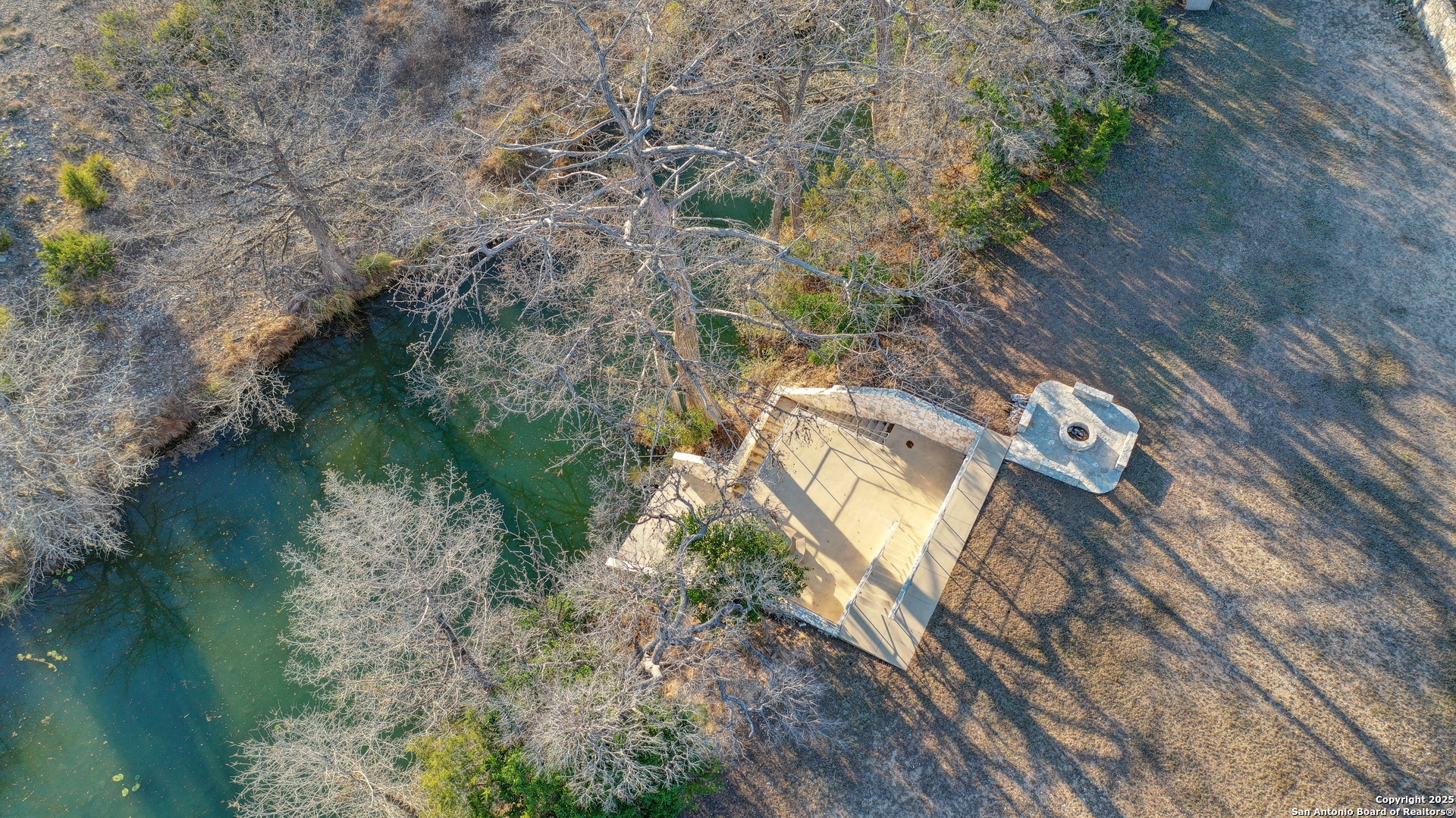 main property photo 29