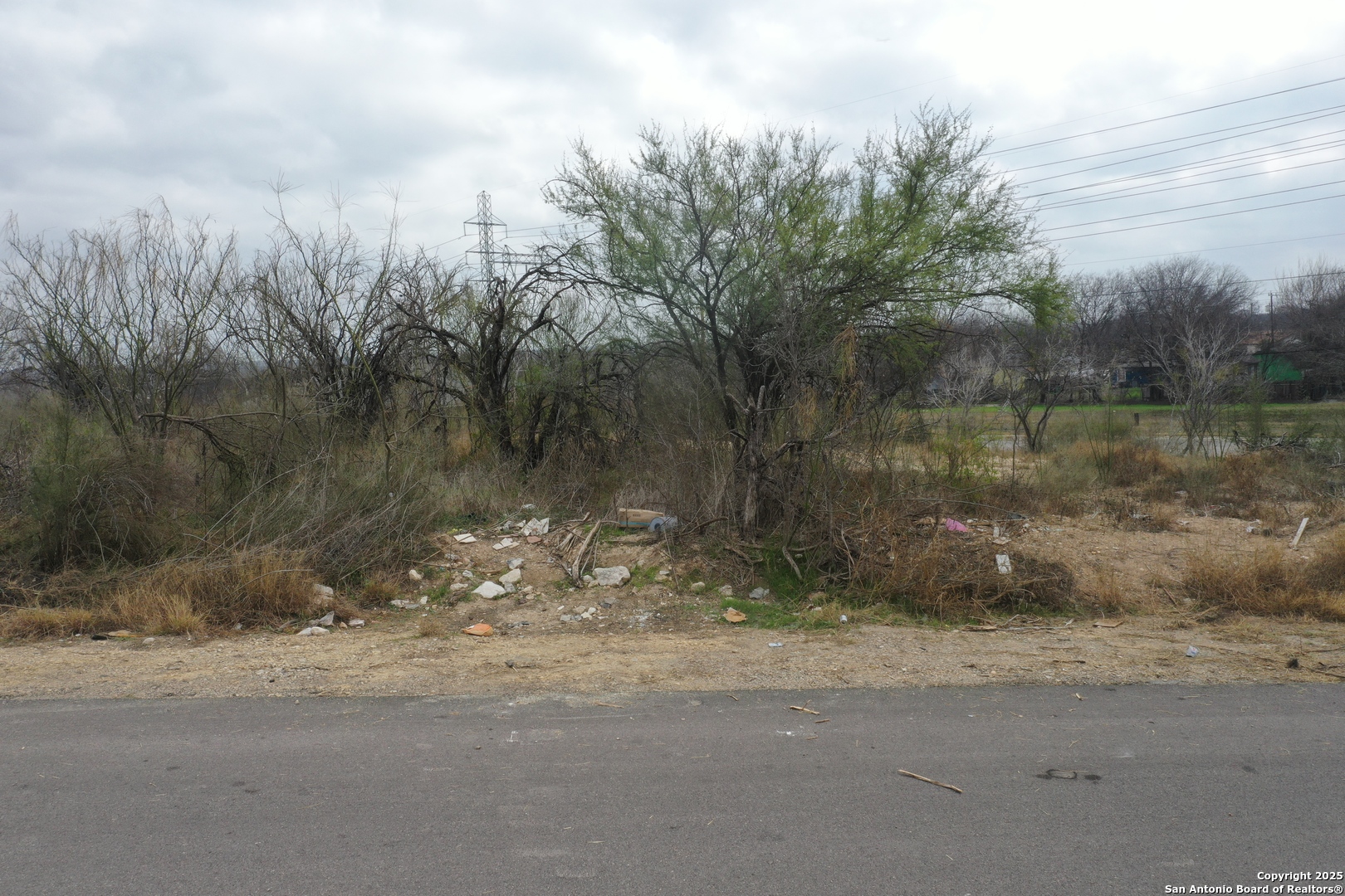 main property photo 5