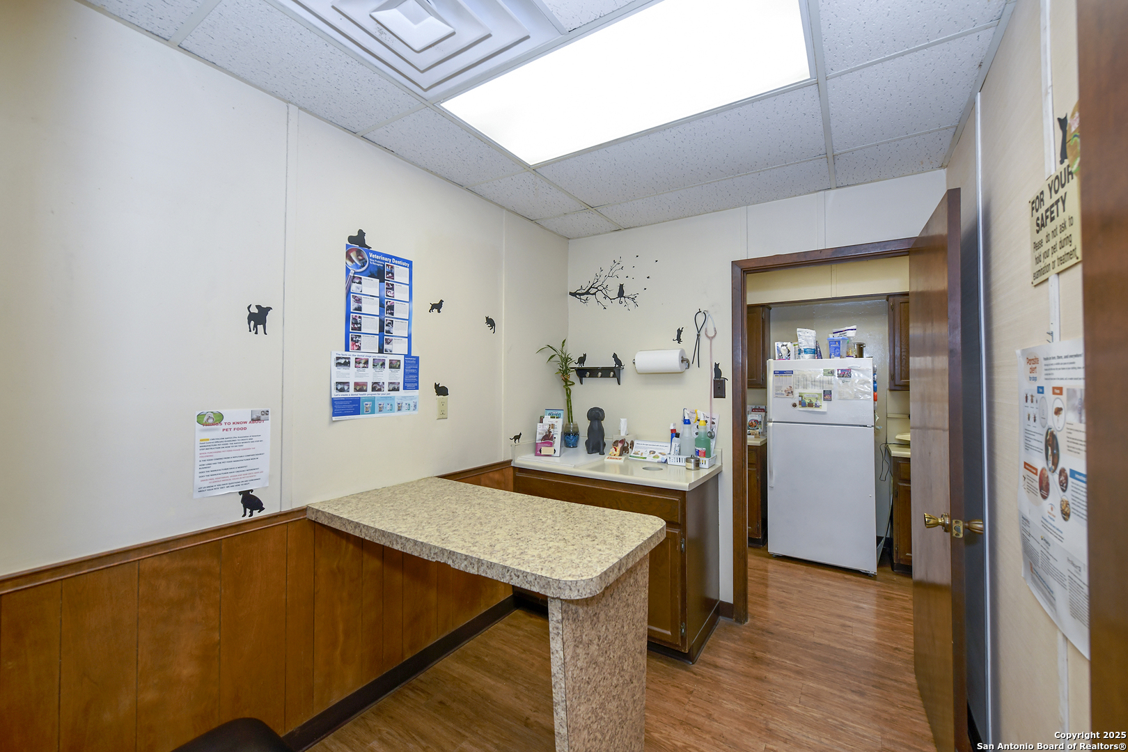 main property photo 10