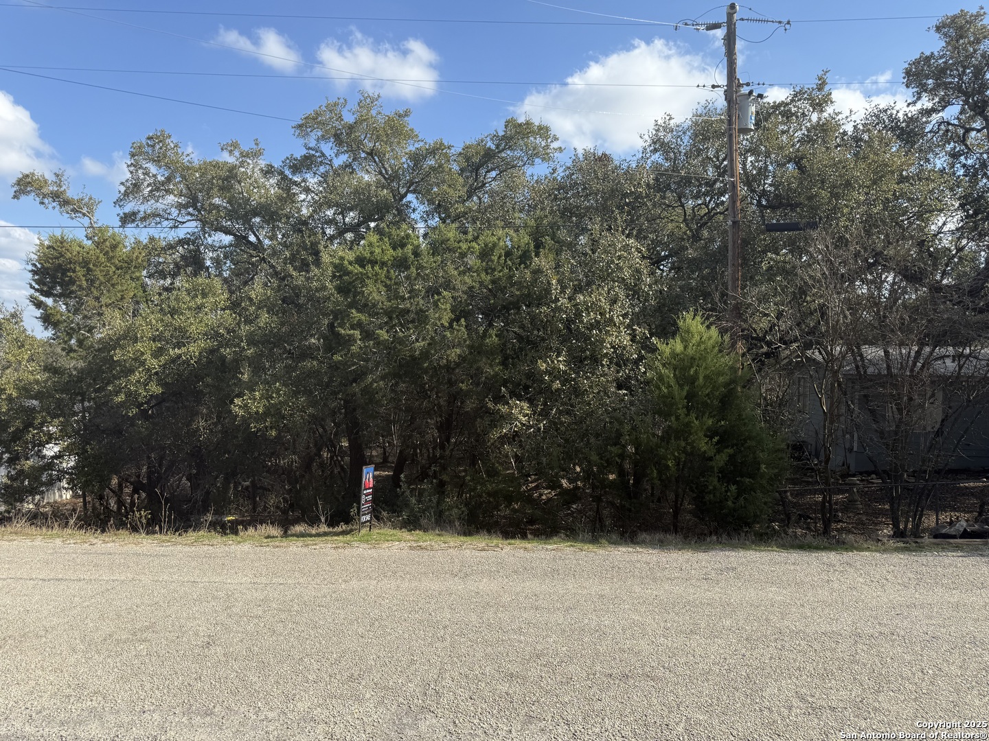 main property photo 16