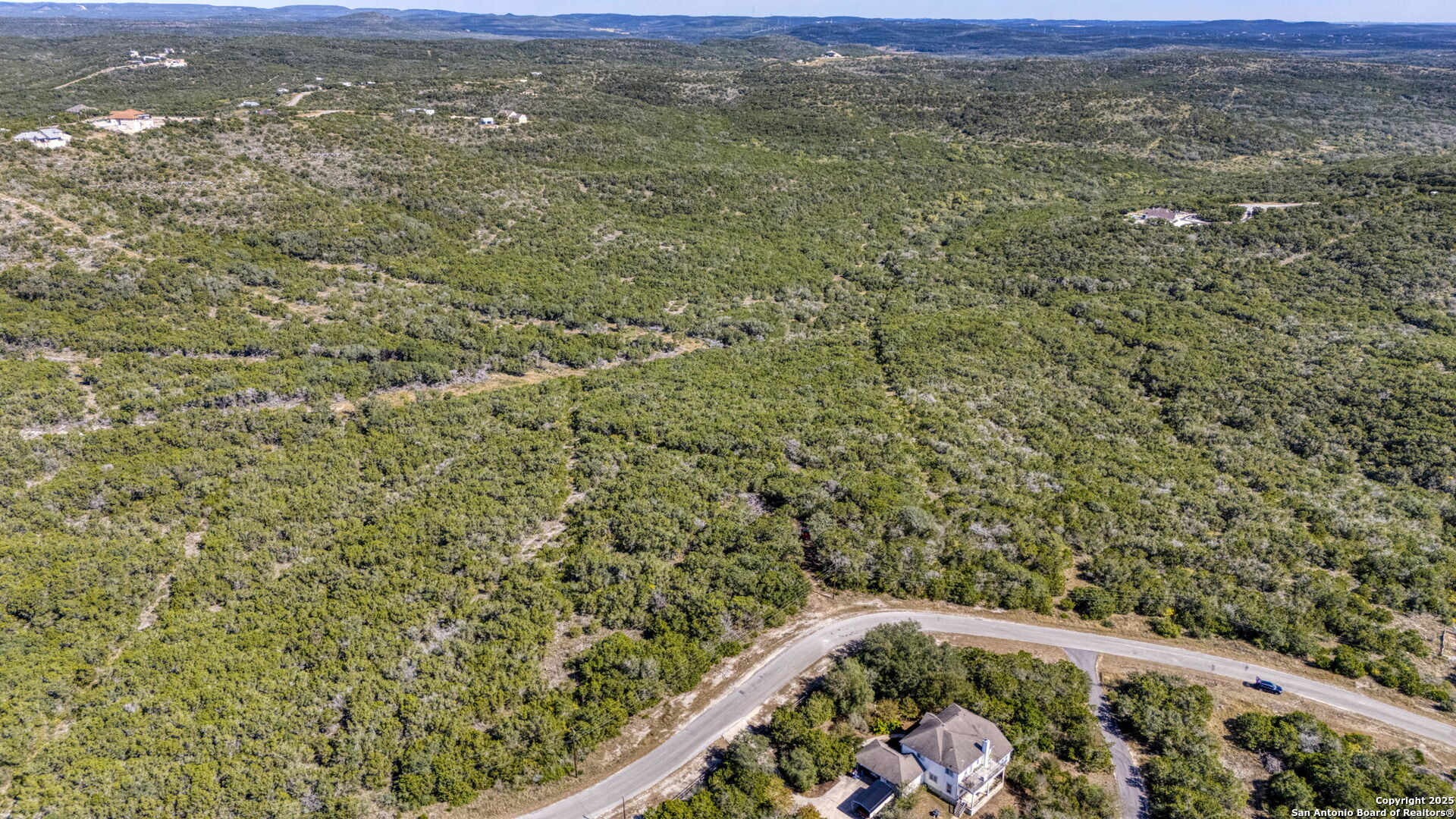 main property photo 11