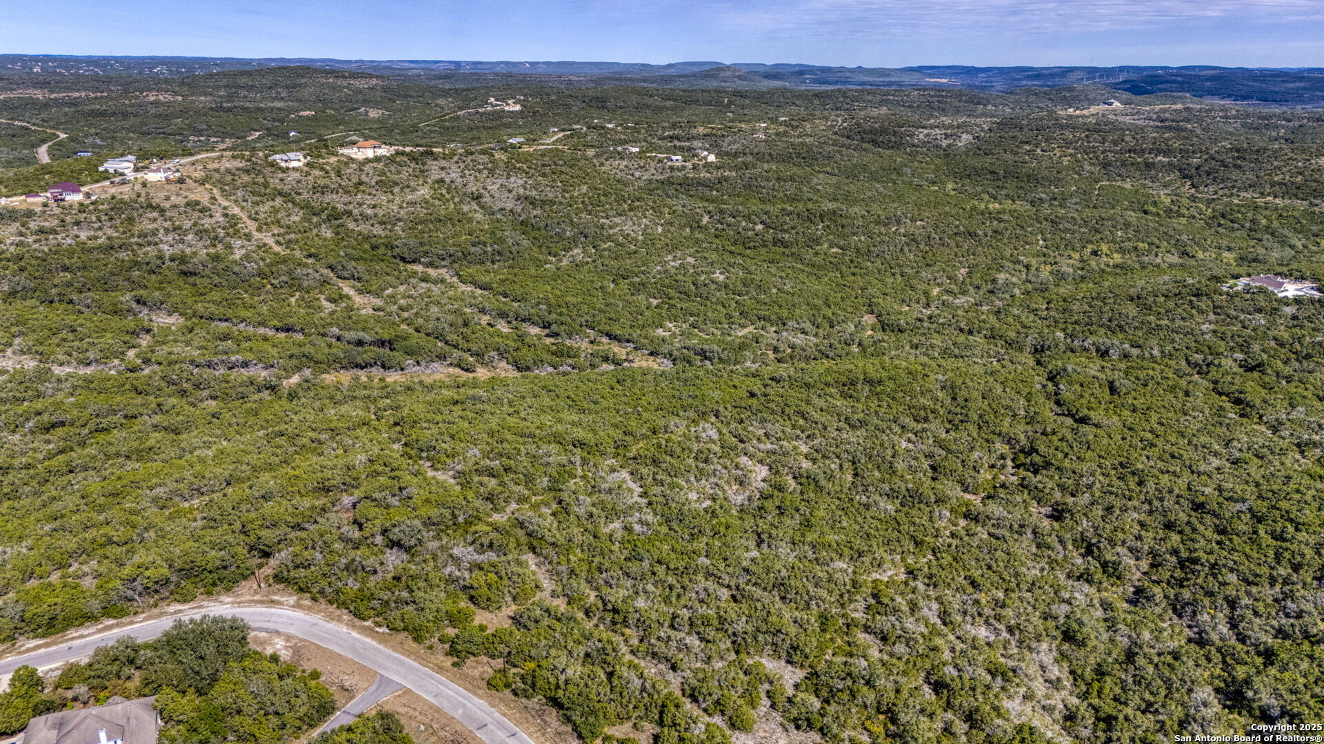main property photo 9