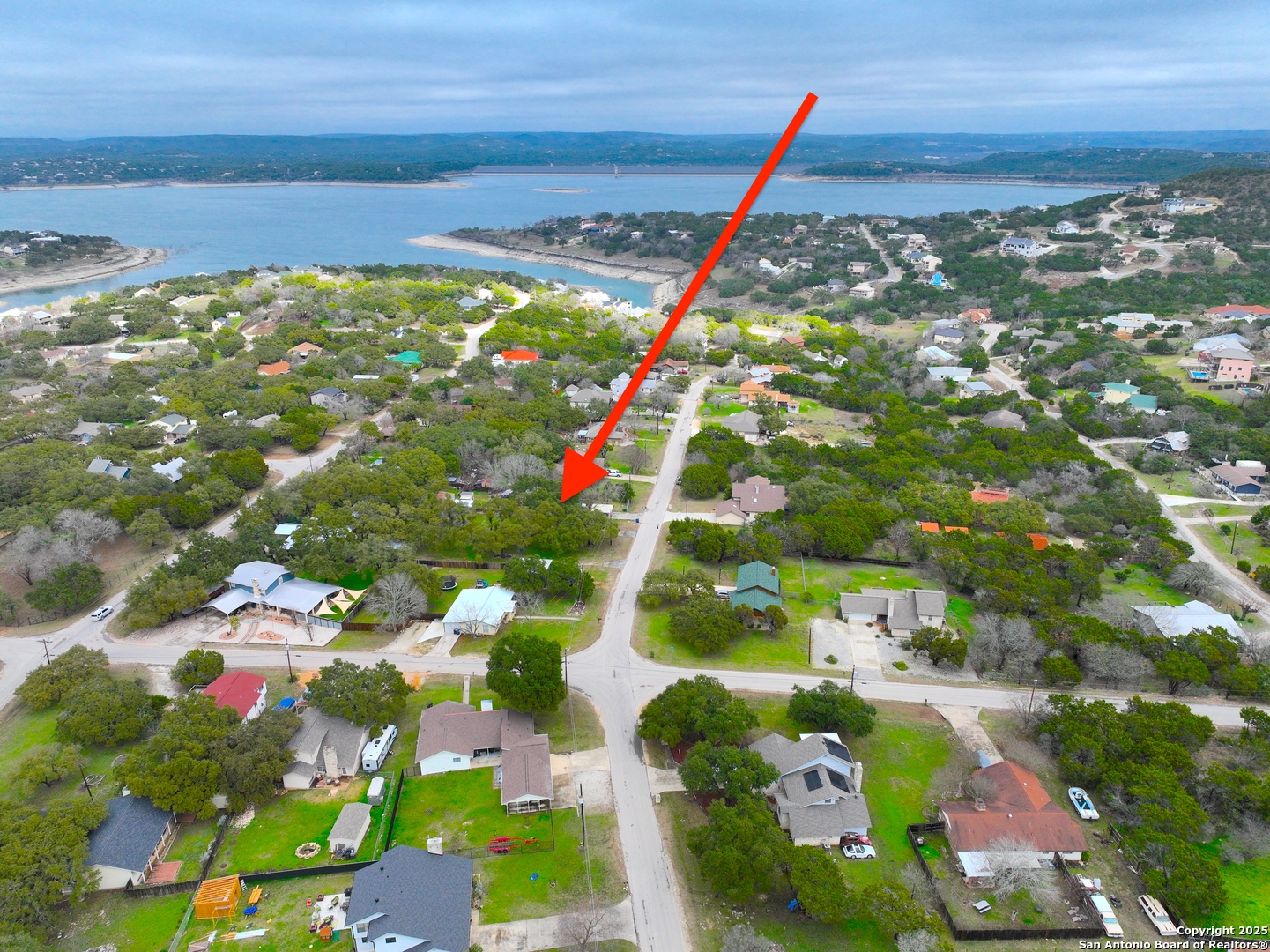 main property photo 13