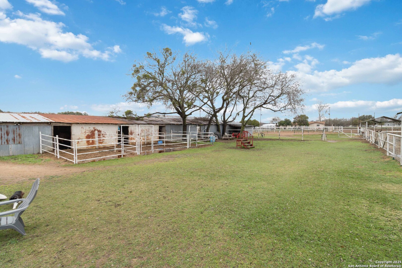 main property photo 20
