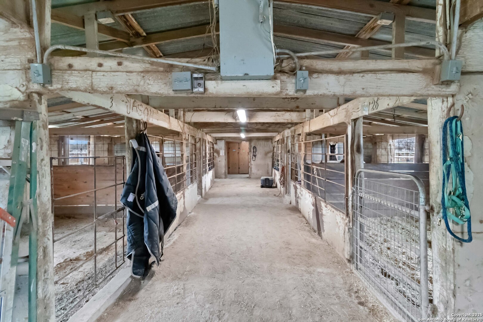 main property photo 45