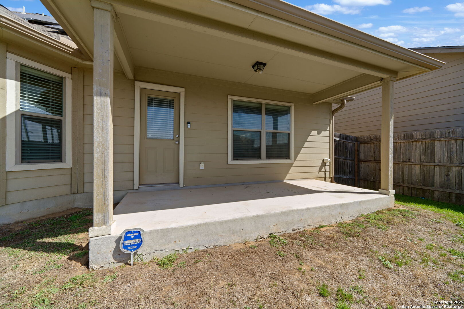 property viewer photo 24