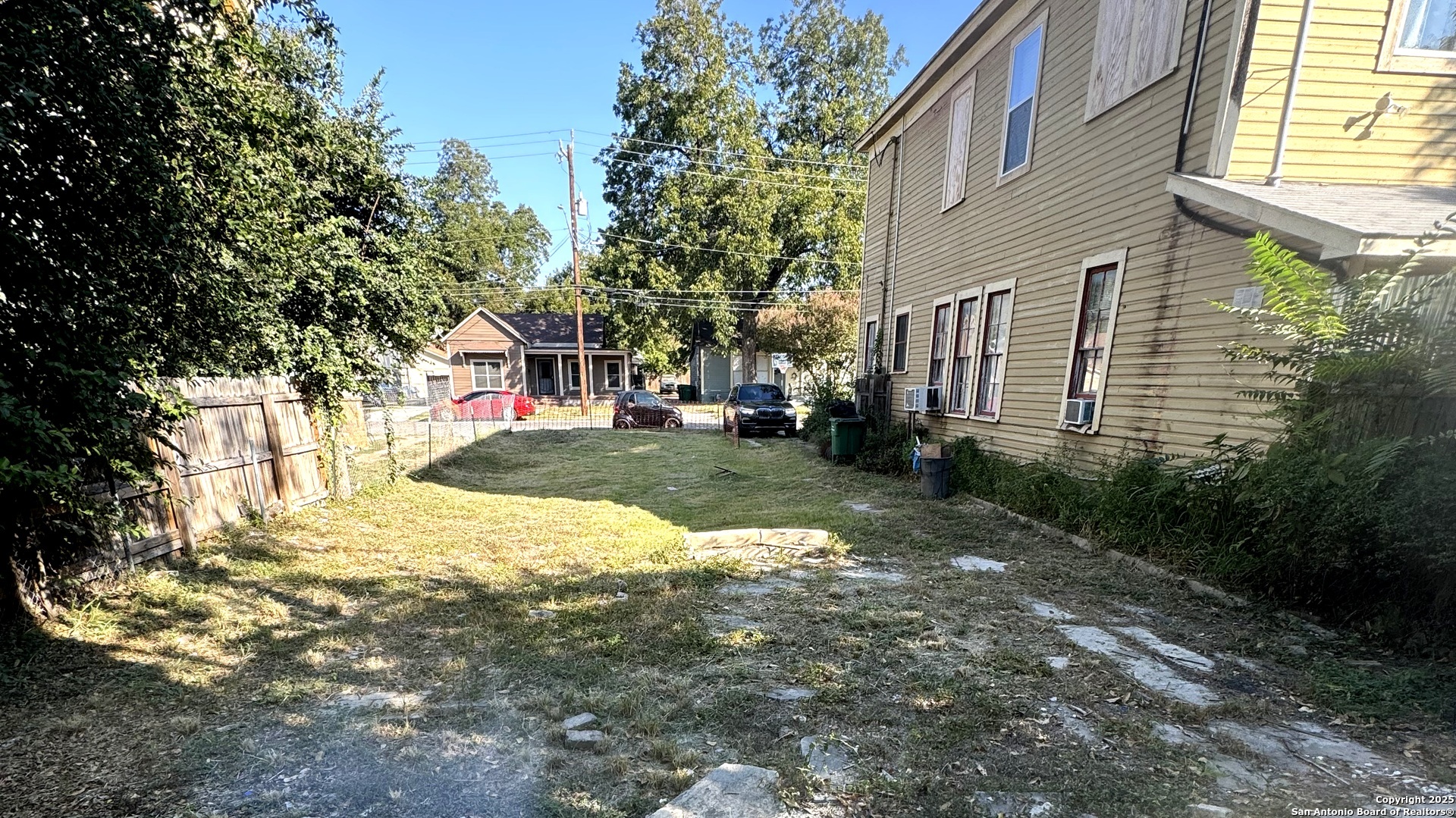 main property photo 1