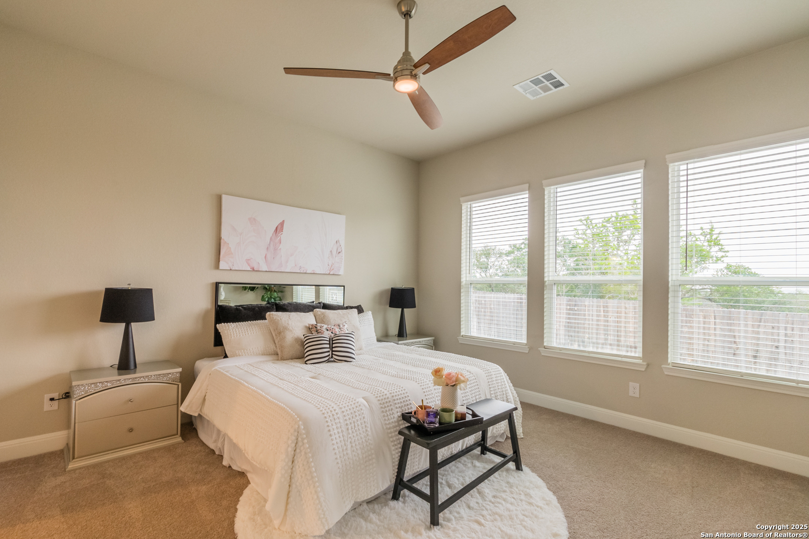 property viewer photo 20