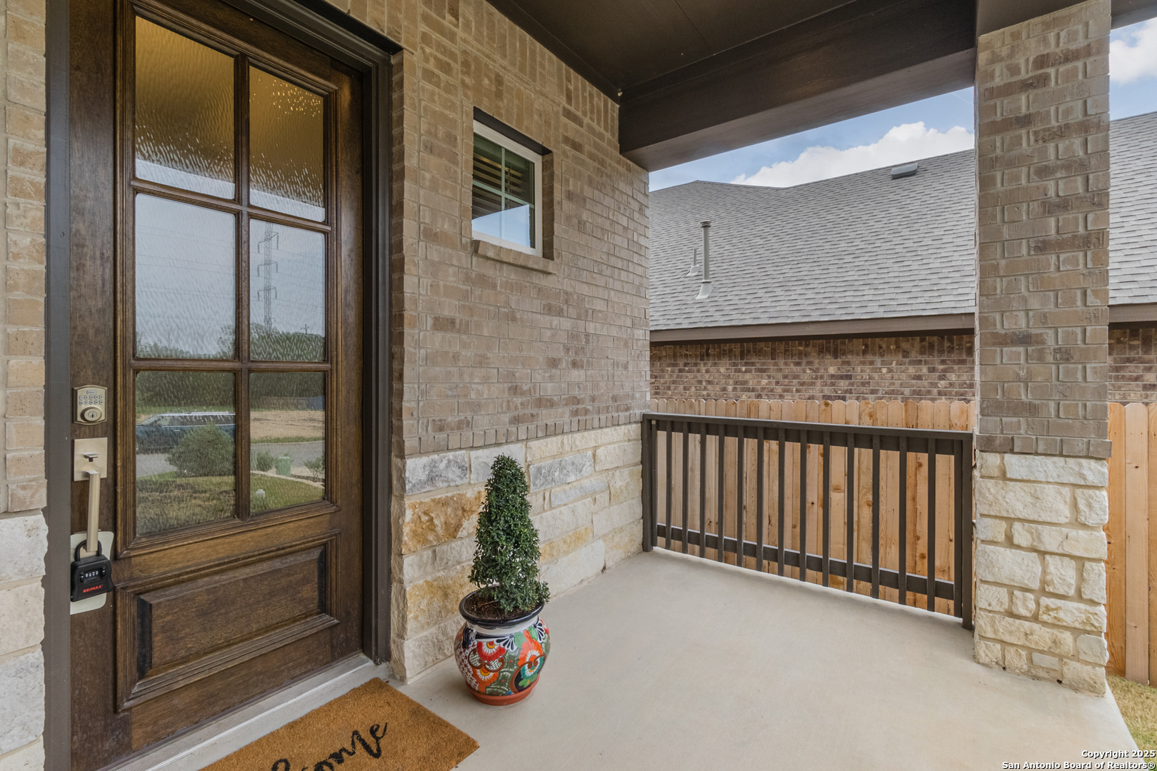 property viewer photo 3