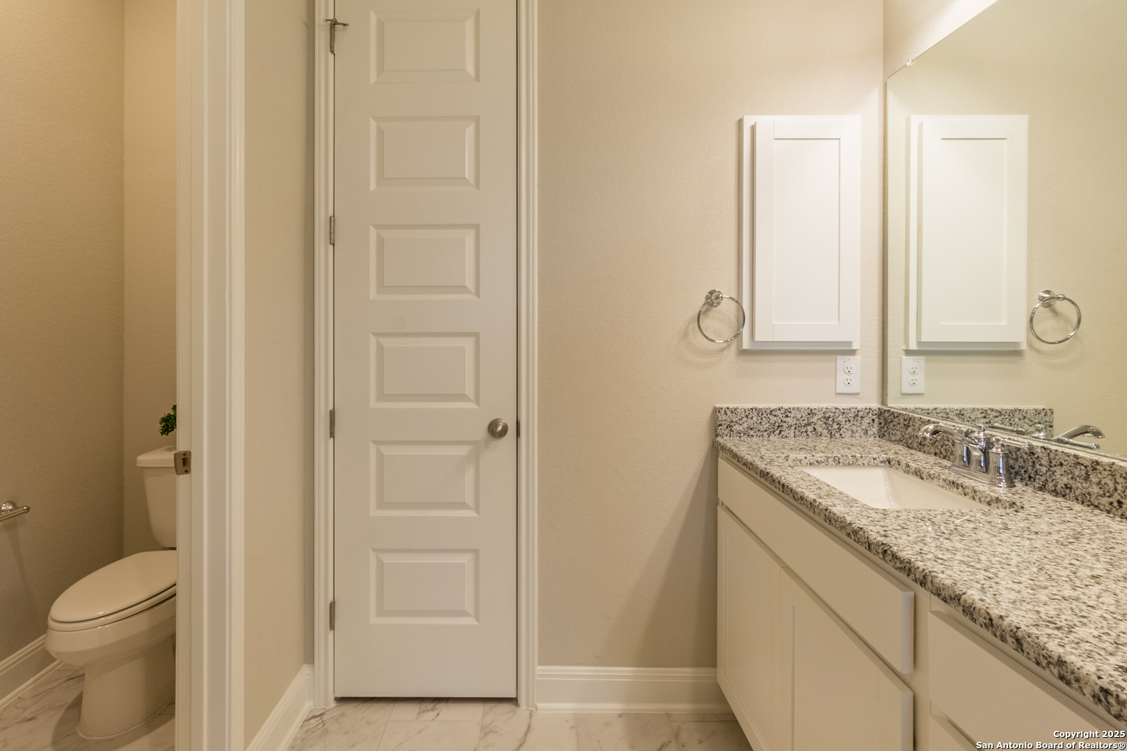 property viewer photo 30