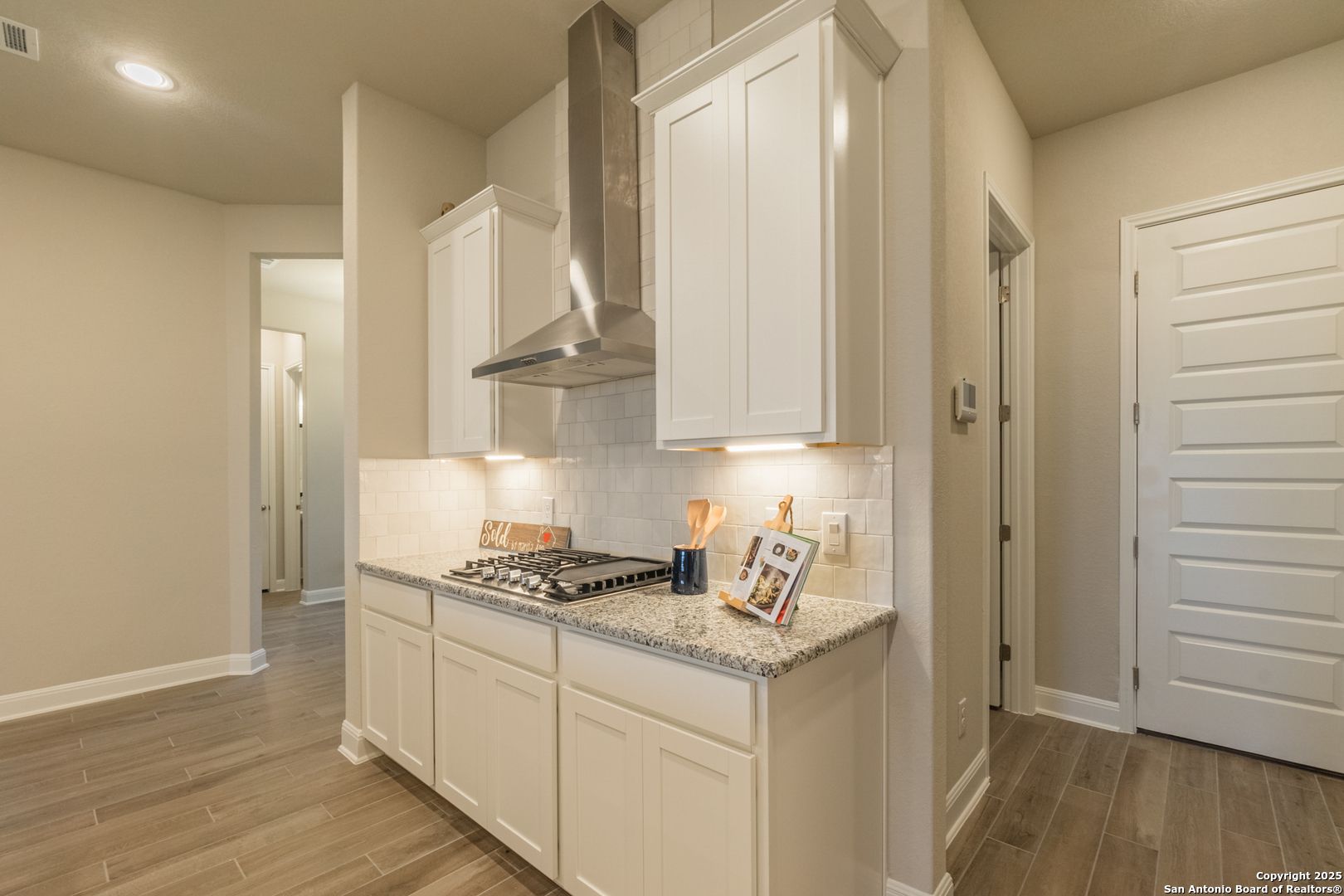 property viewer photo 9
