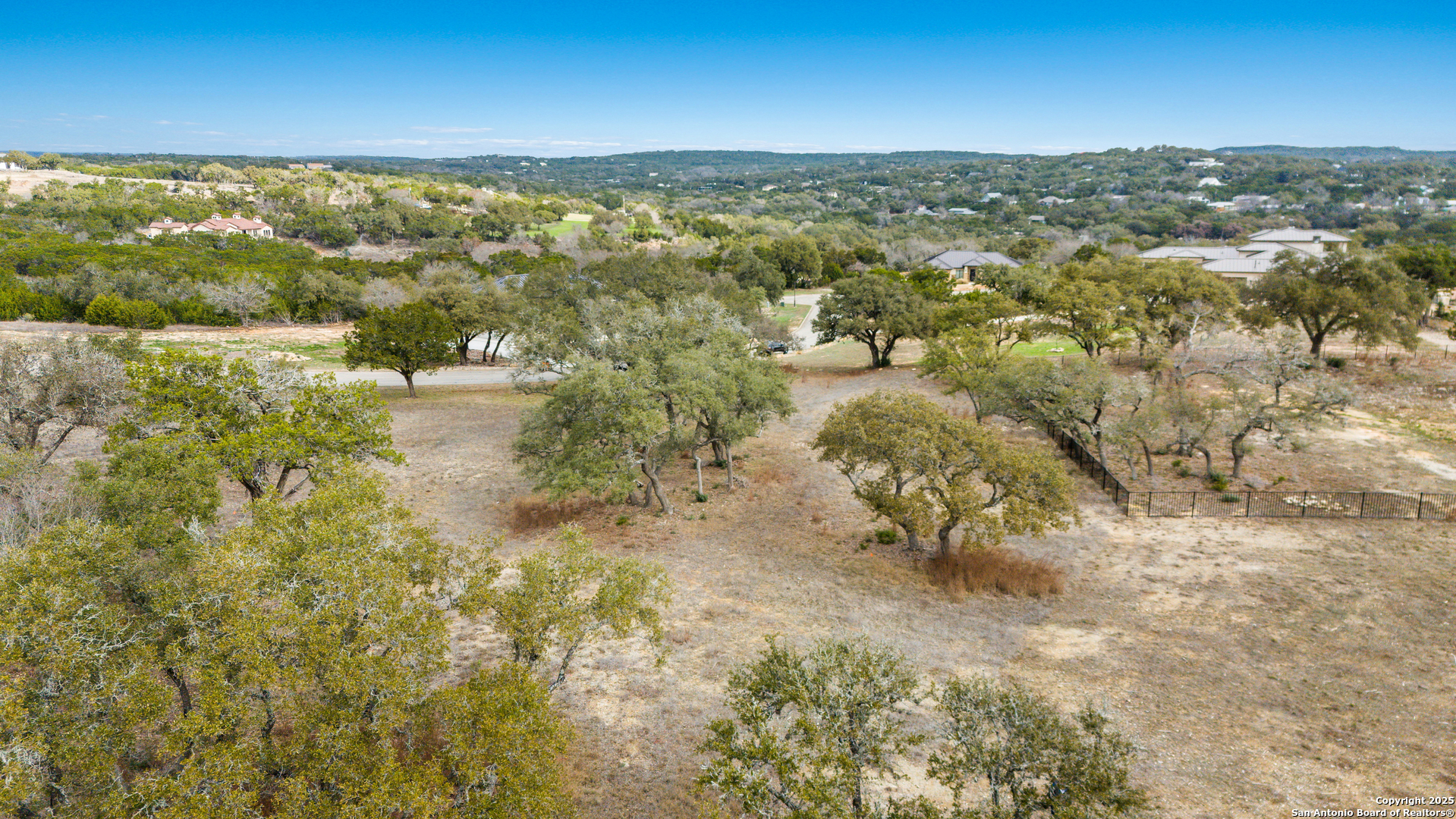 main property photo 12